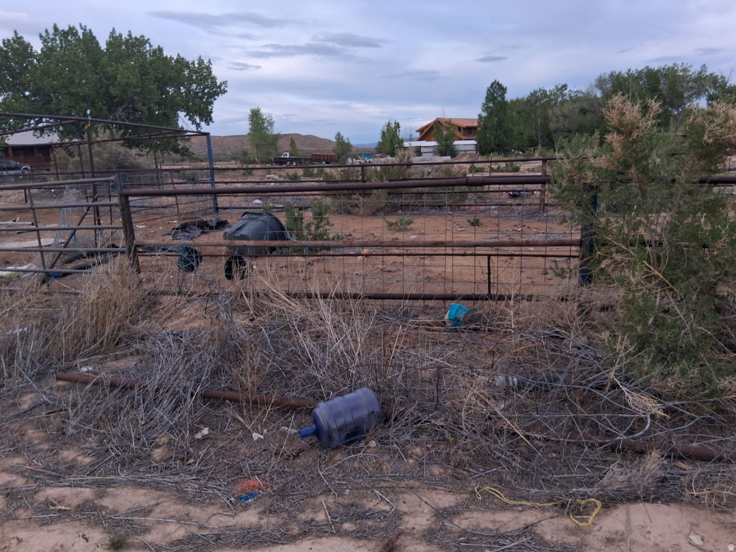 main property photo 37