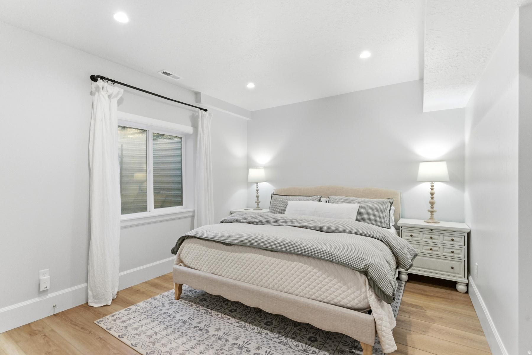main property photo 76