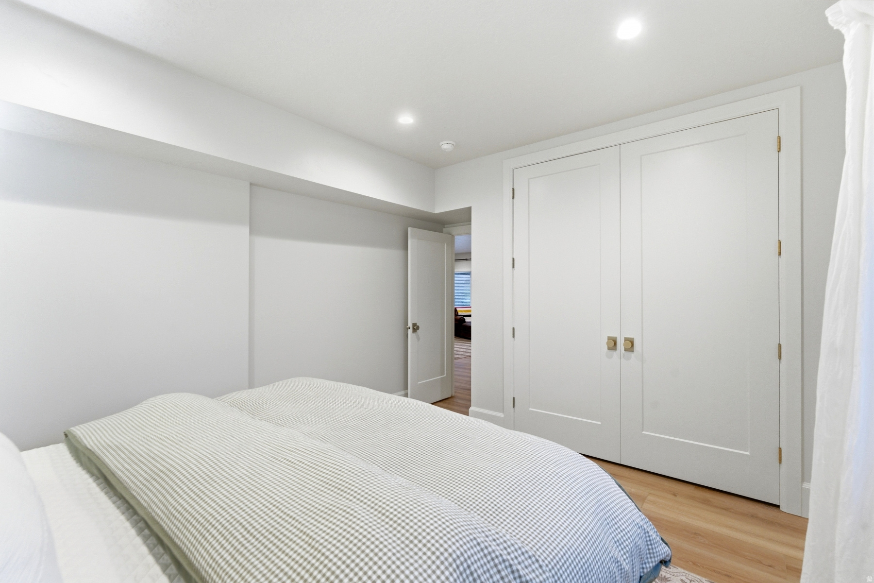main property photo 78