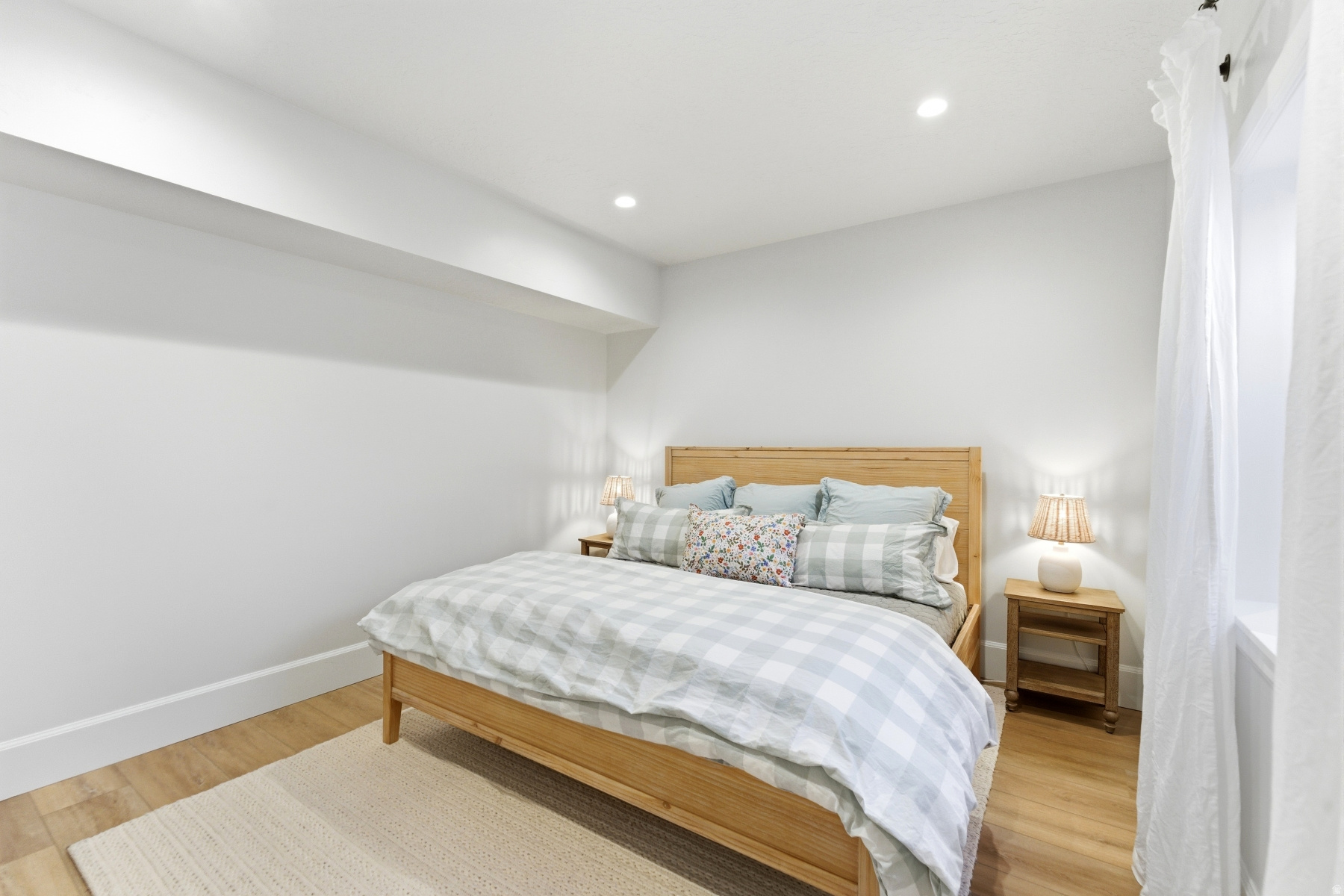main property photo 81