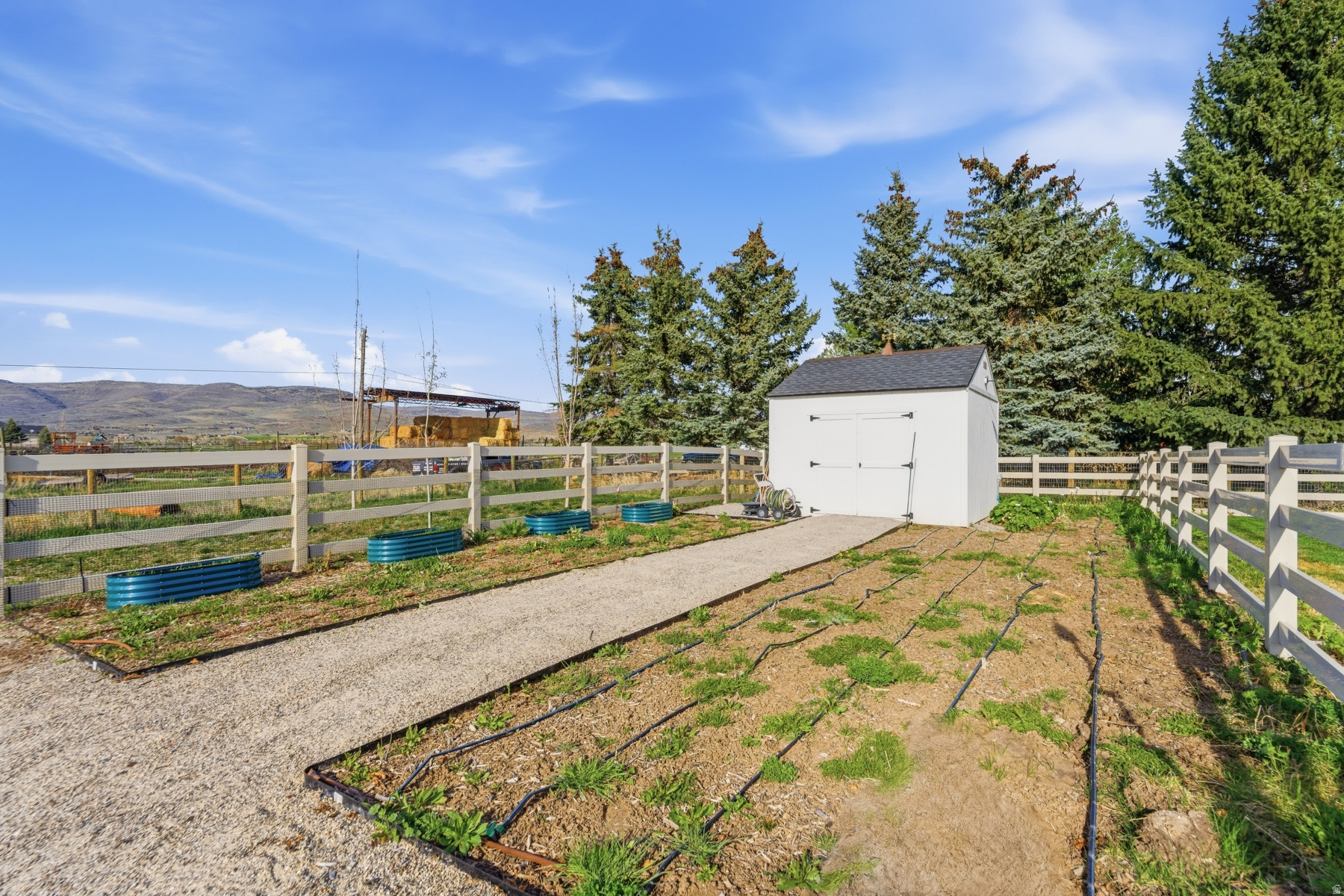 main property photo 99