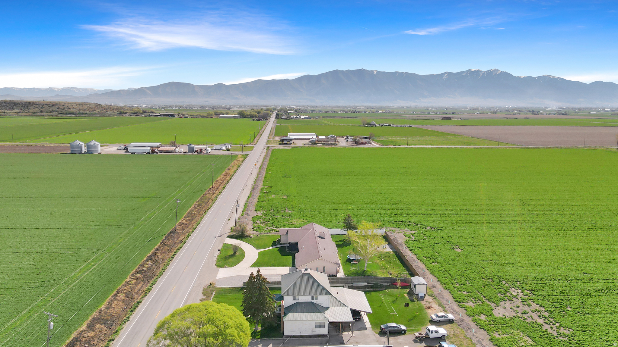 main property photo 29
