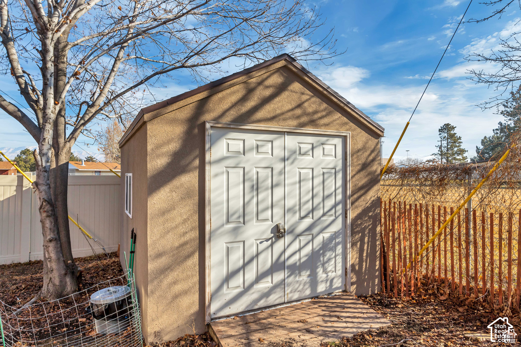 main property photo 18
