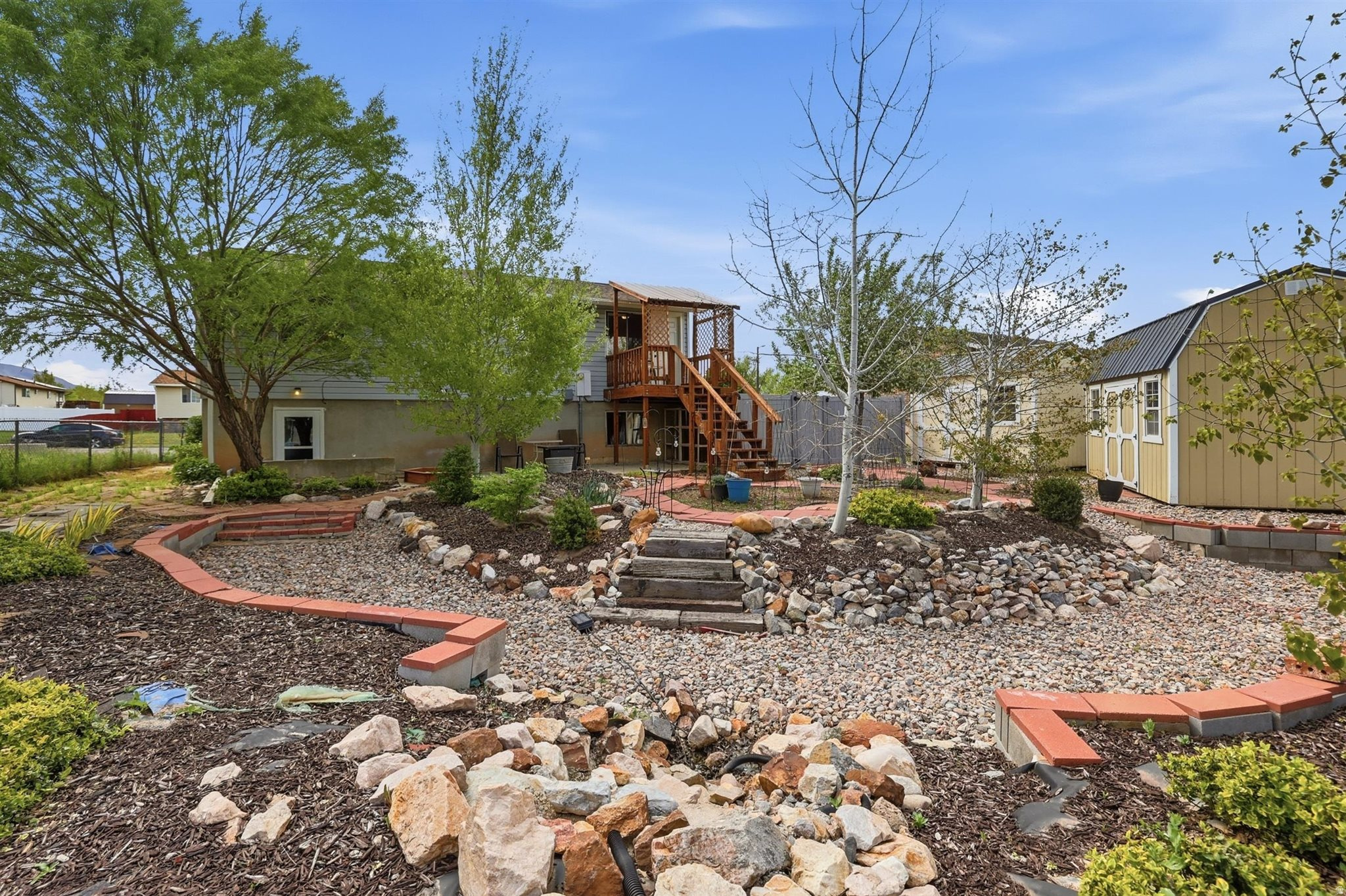main property photo 30
