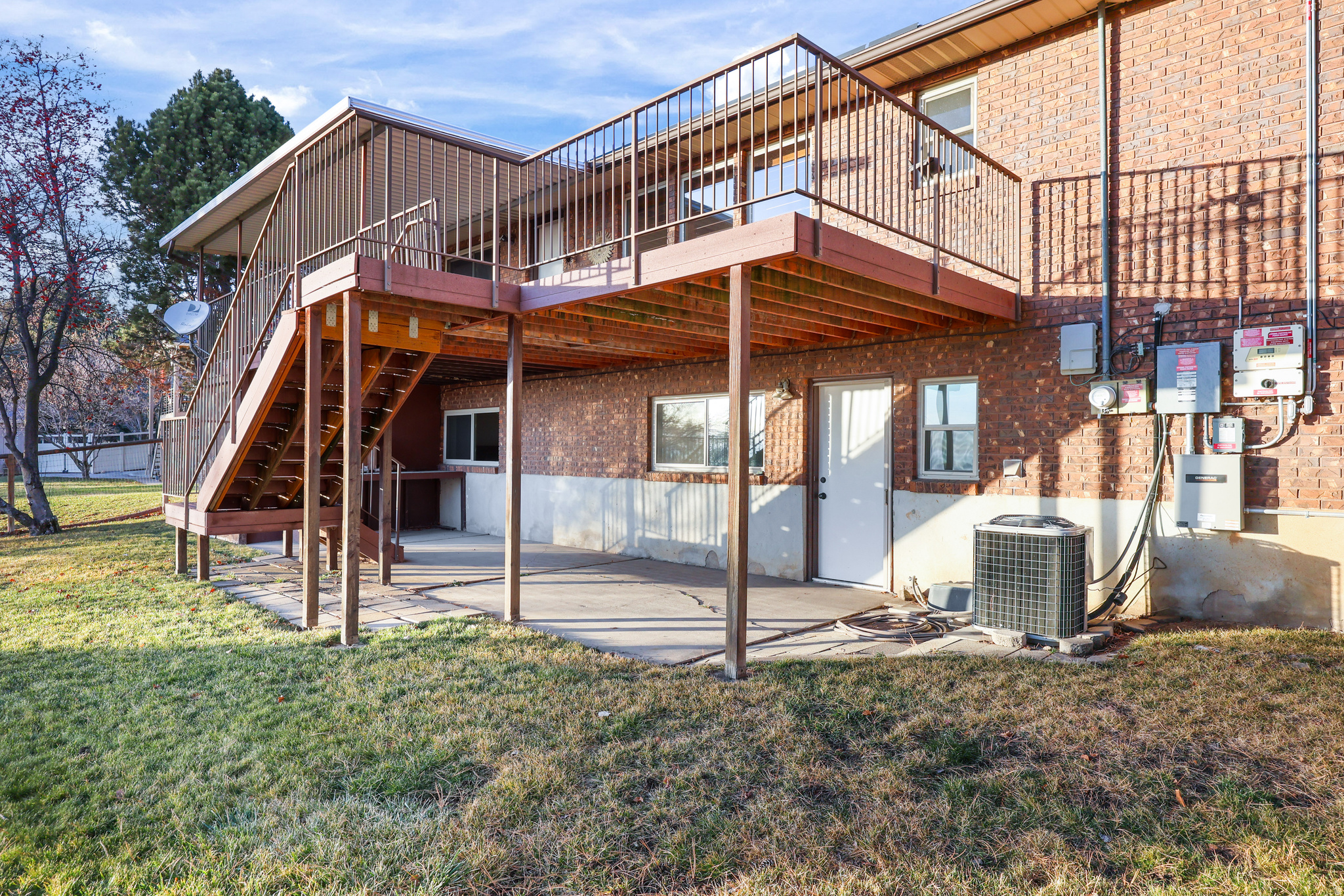 main property photo 44