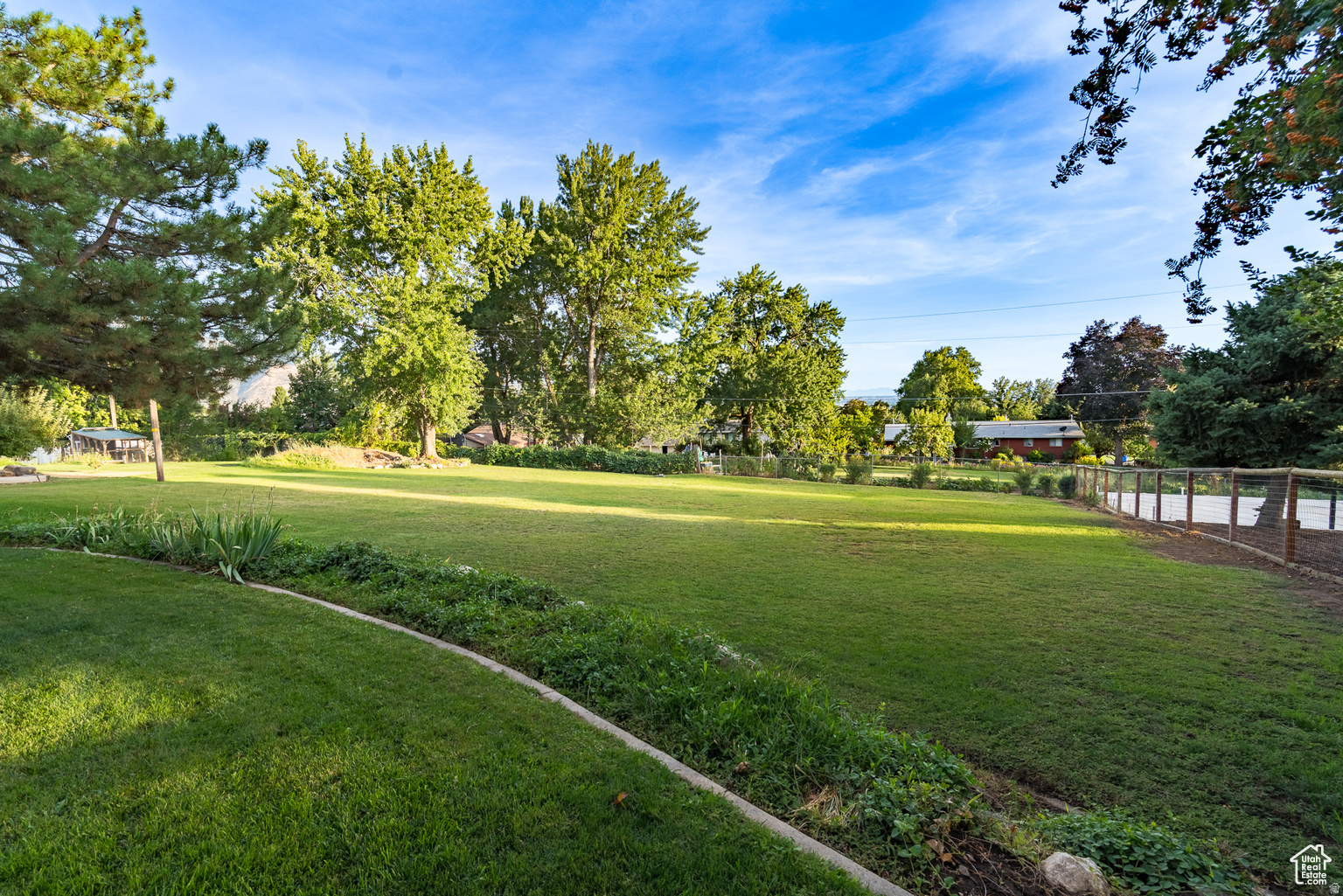 main property photo 50