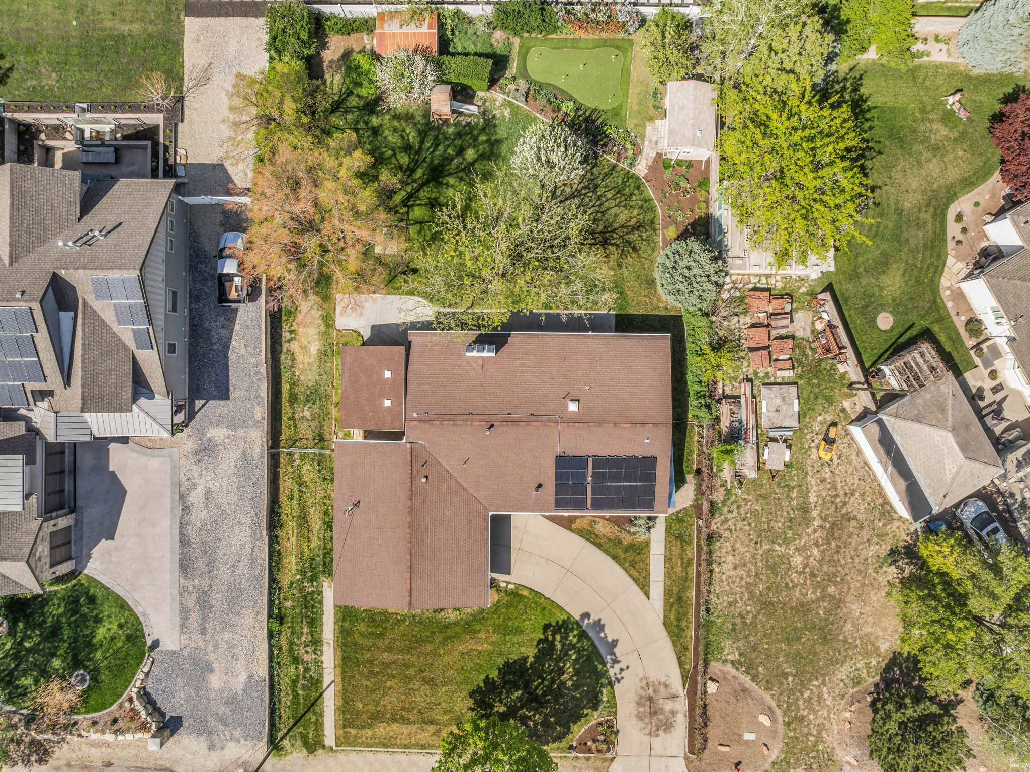 main property photo 47