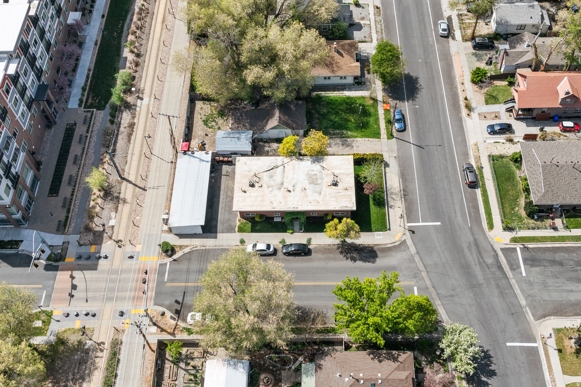 main property photo 29