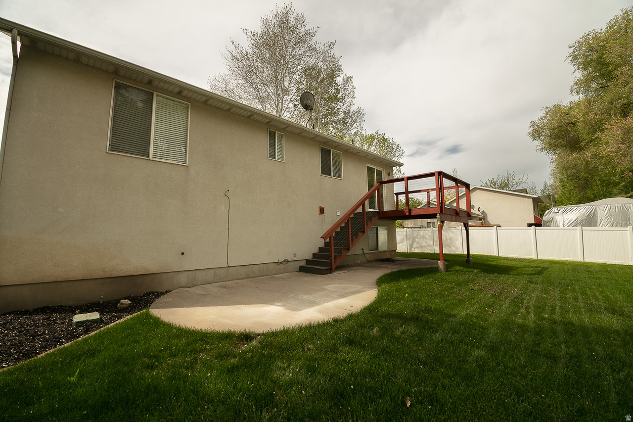 main property photo 16