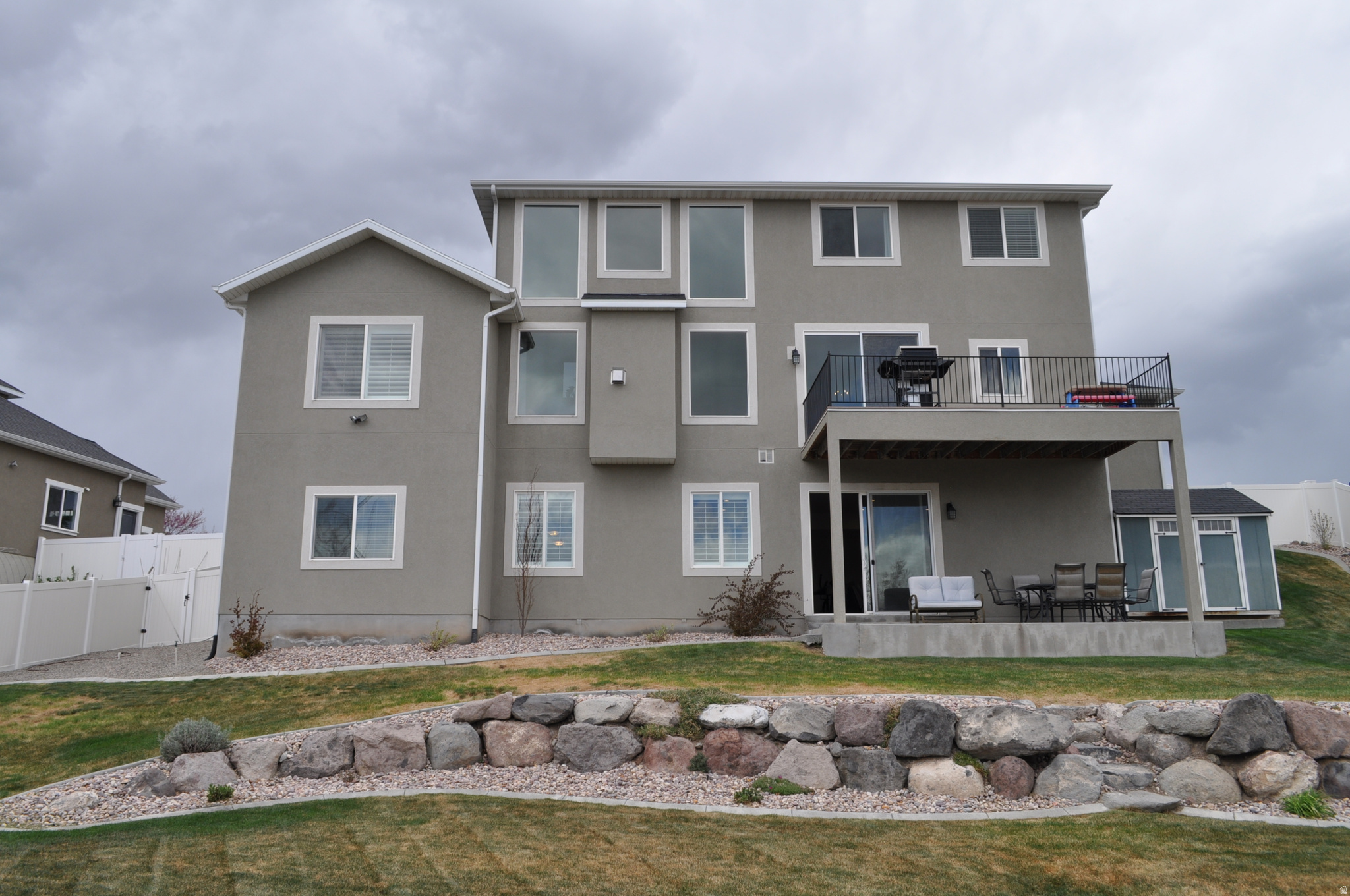main property photo 41