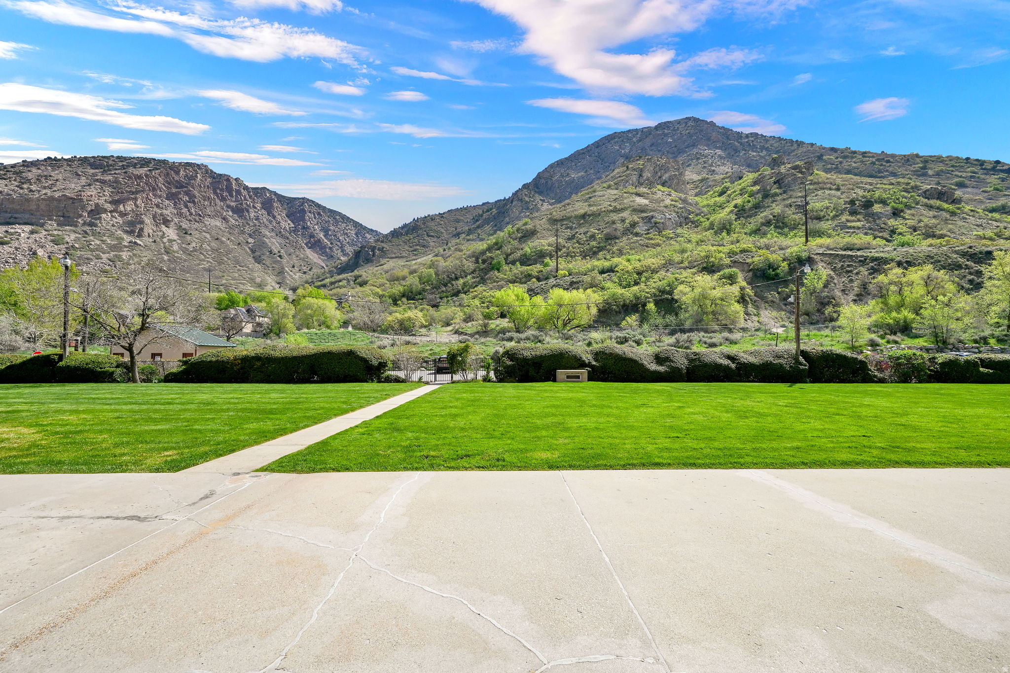 main property photo 23