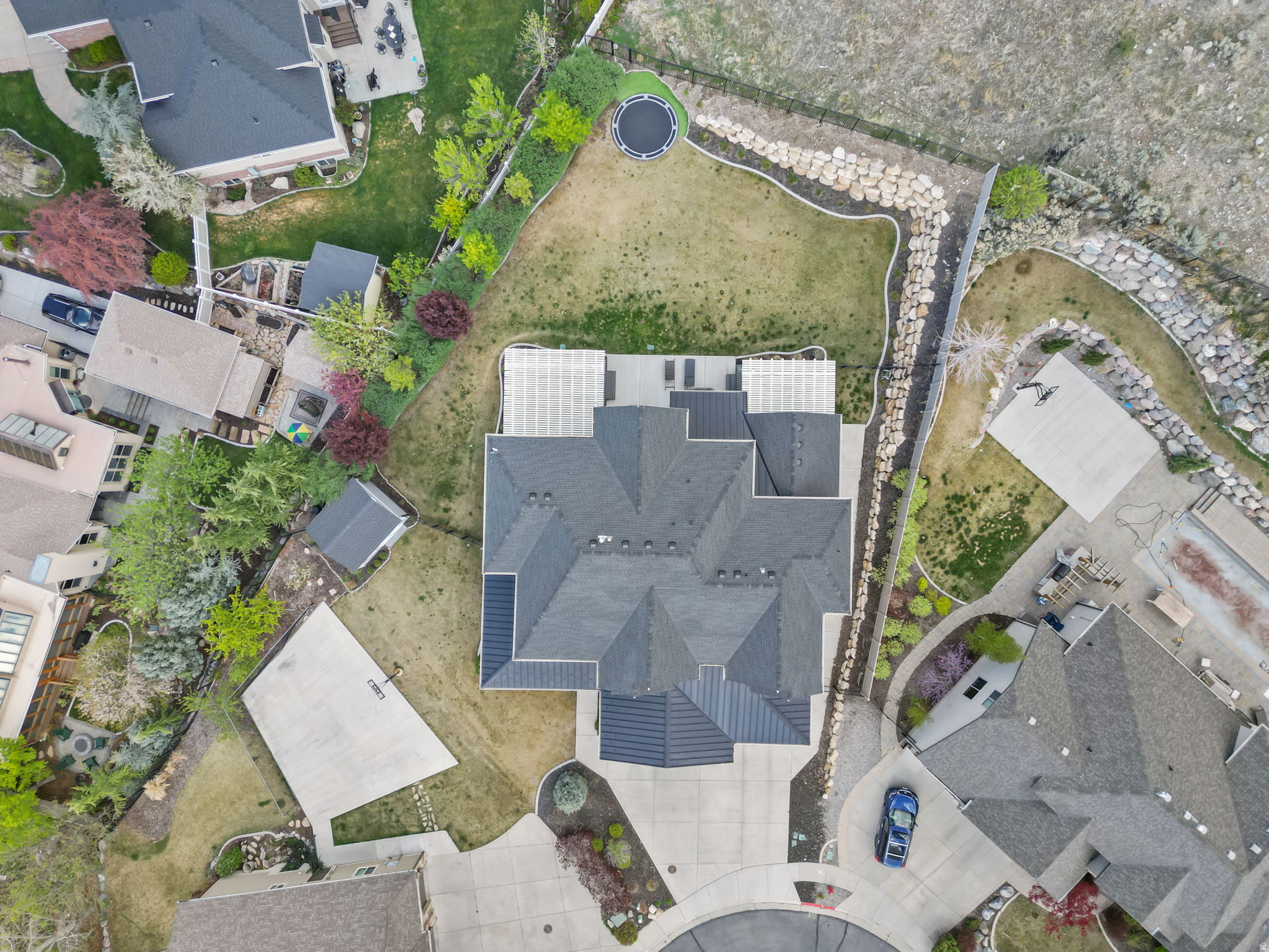 main property photo 75