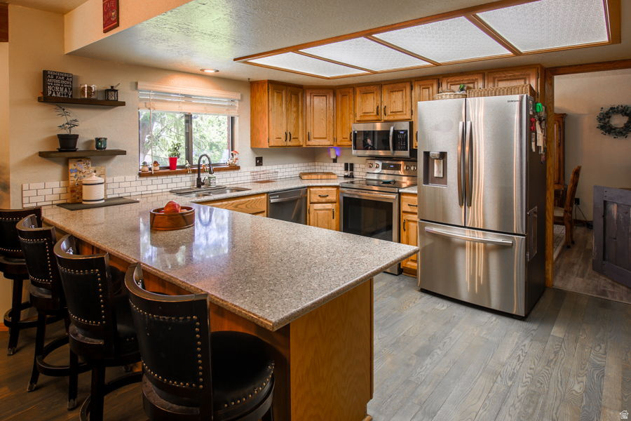 main property photo 11