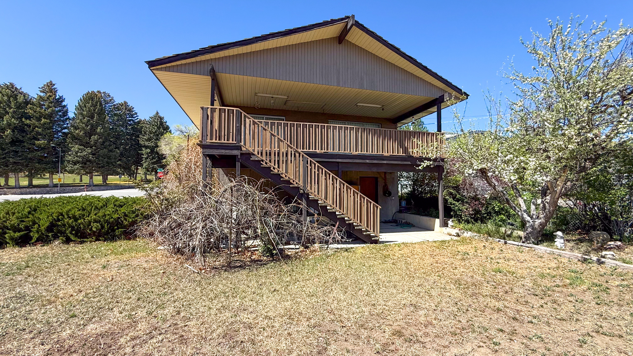 main property photo 21