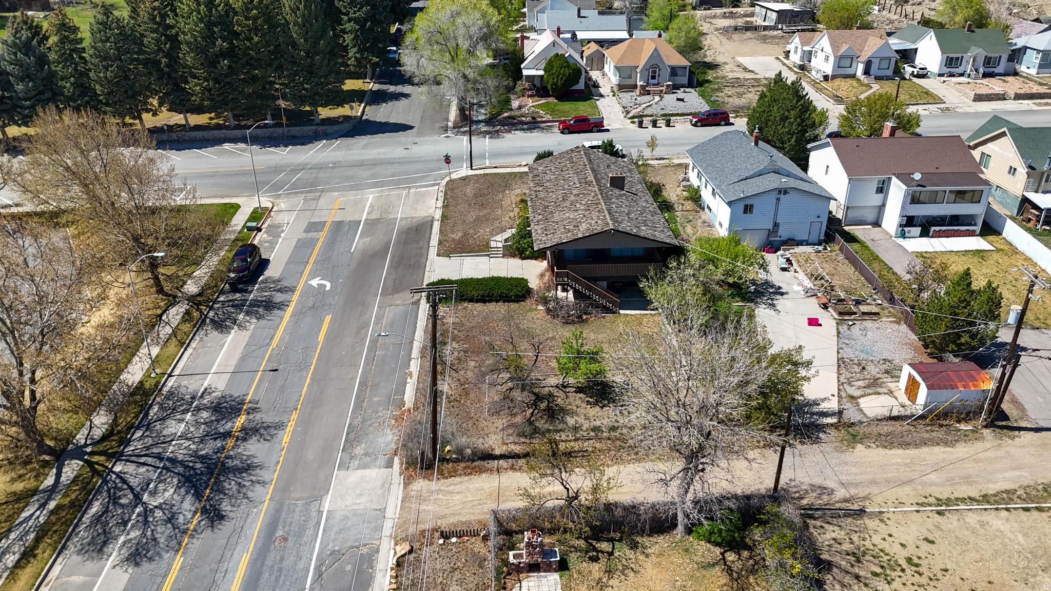 main property photo 27
