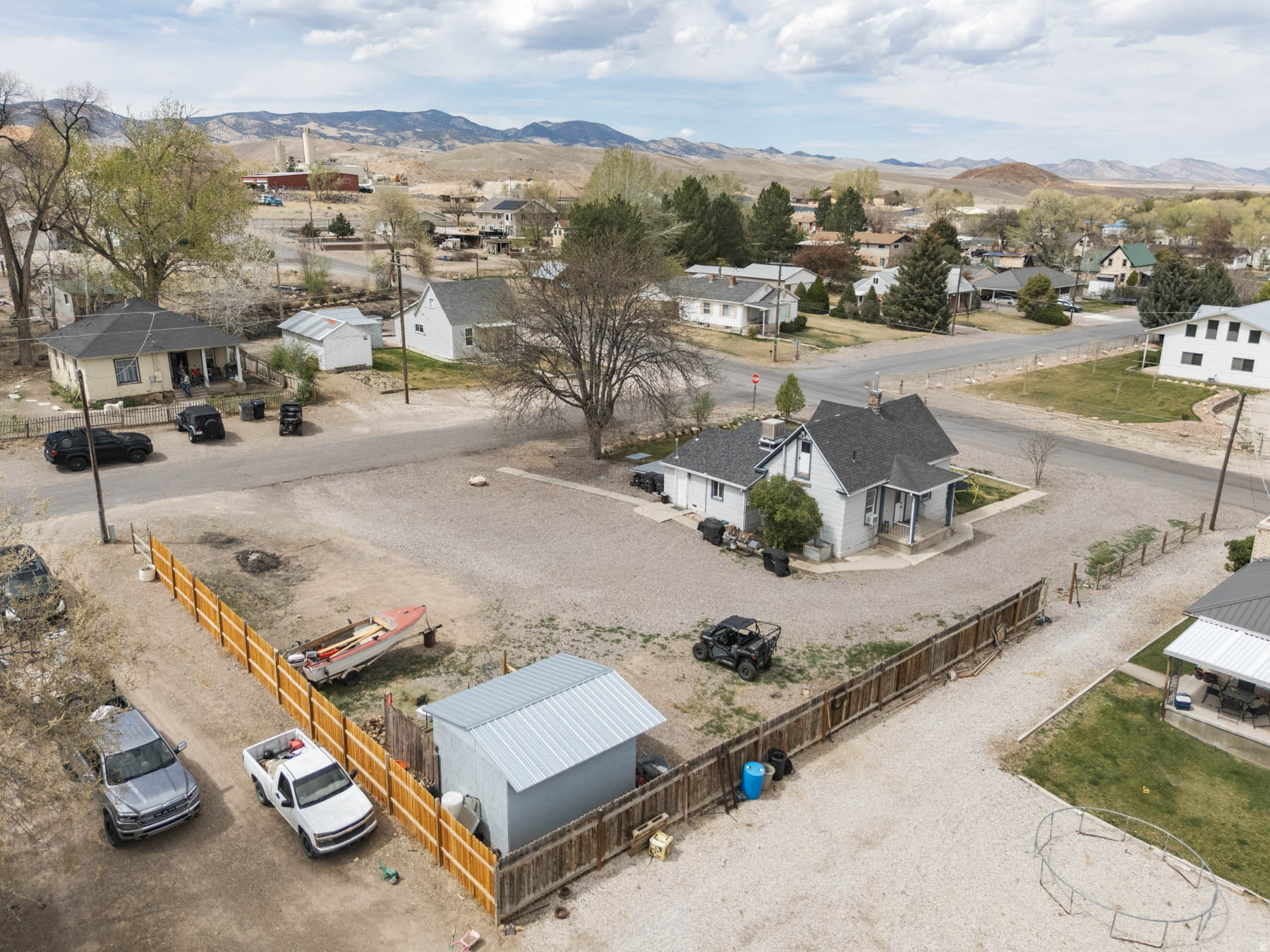 main property photo 33