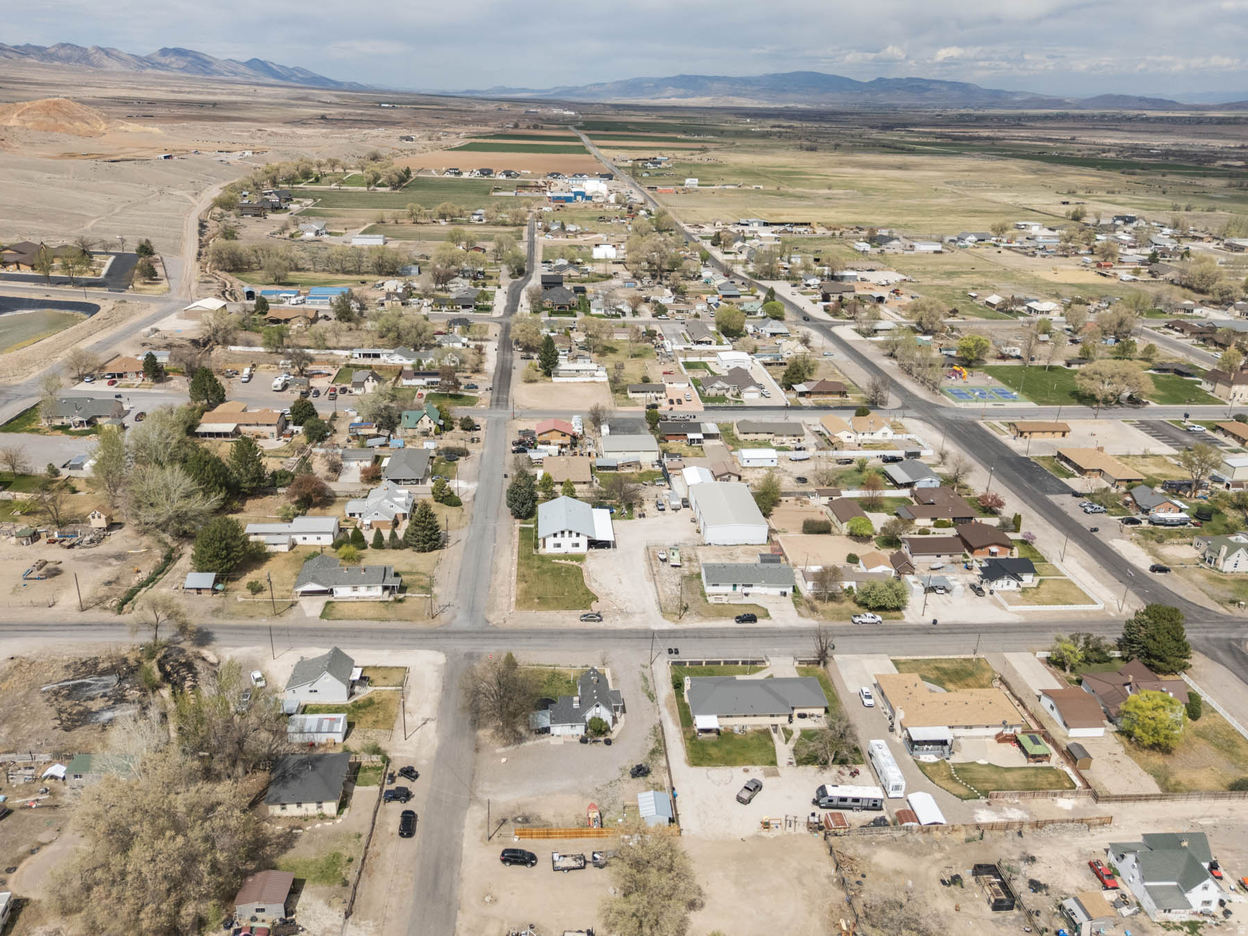 main property photo 39