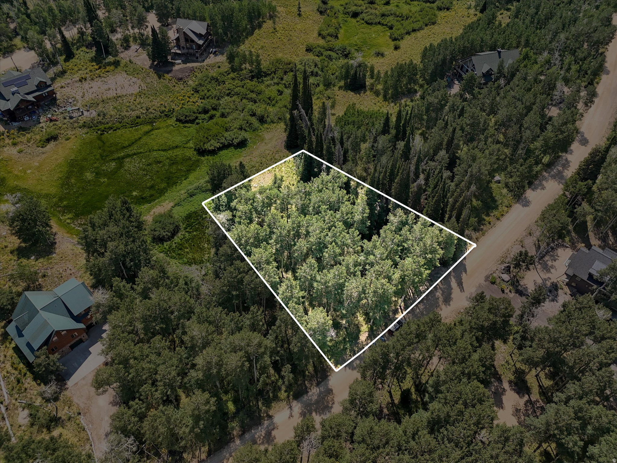 main property photo 9