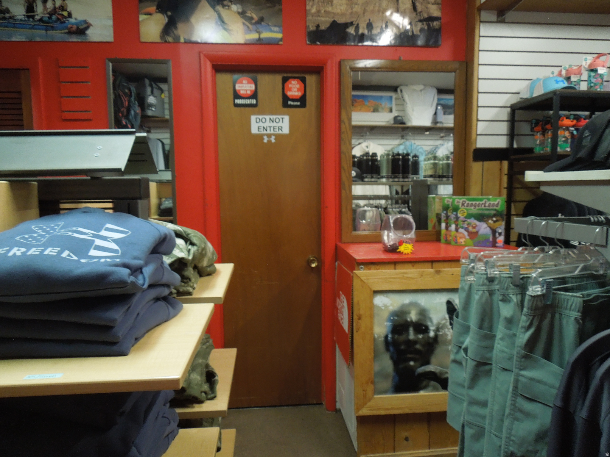 main property photo 14