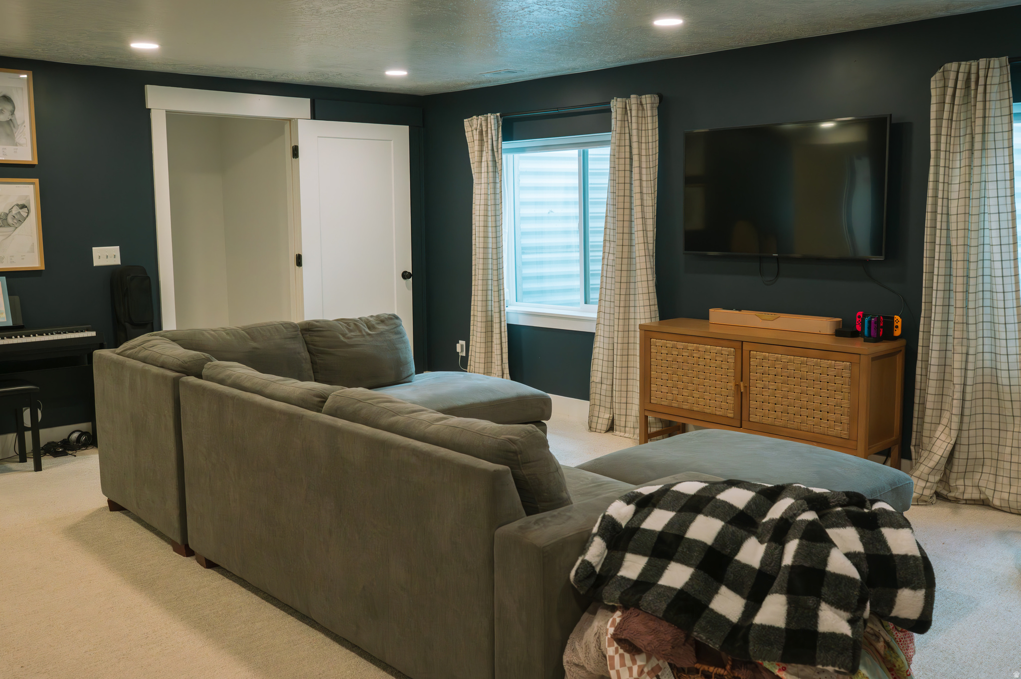 main property photo 53