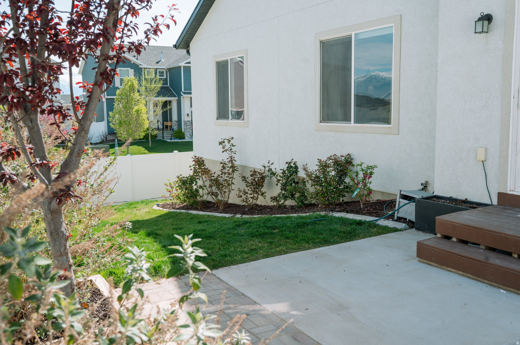 main property photo 77