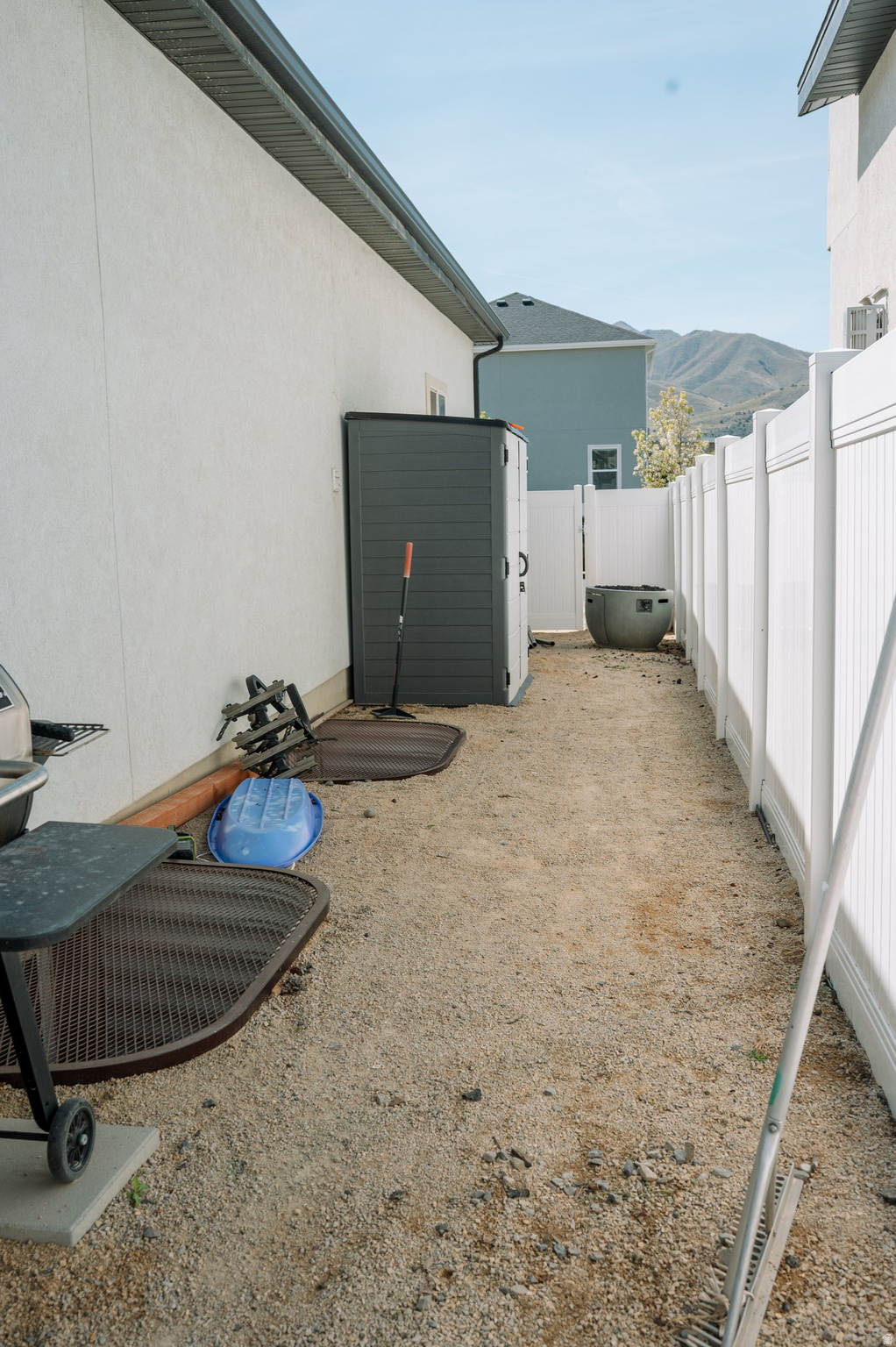main property photo 79