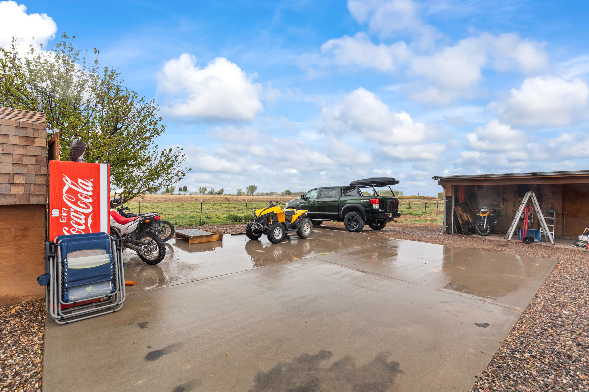 main property photo 44