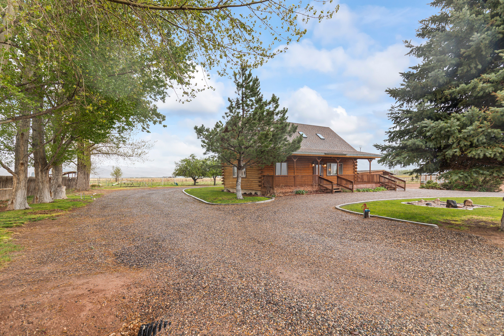 main property photo 58