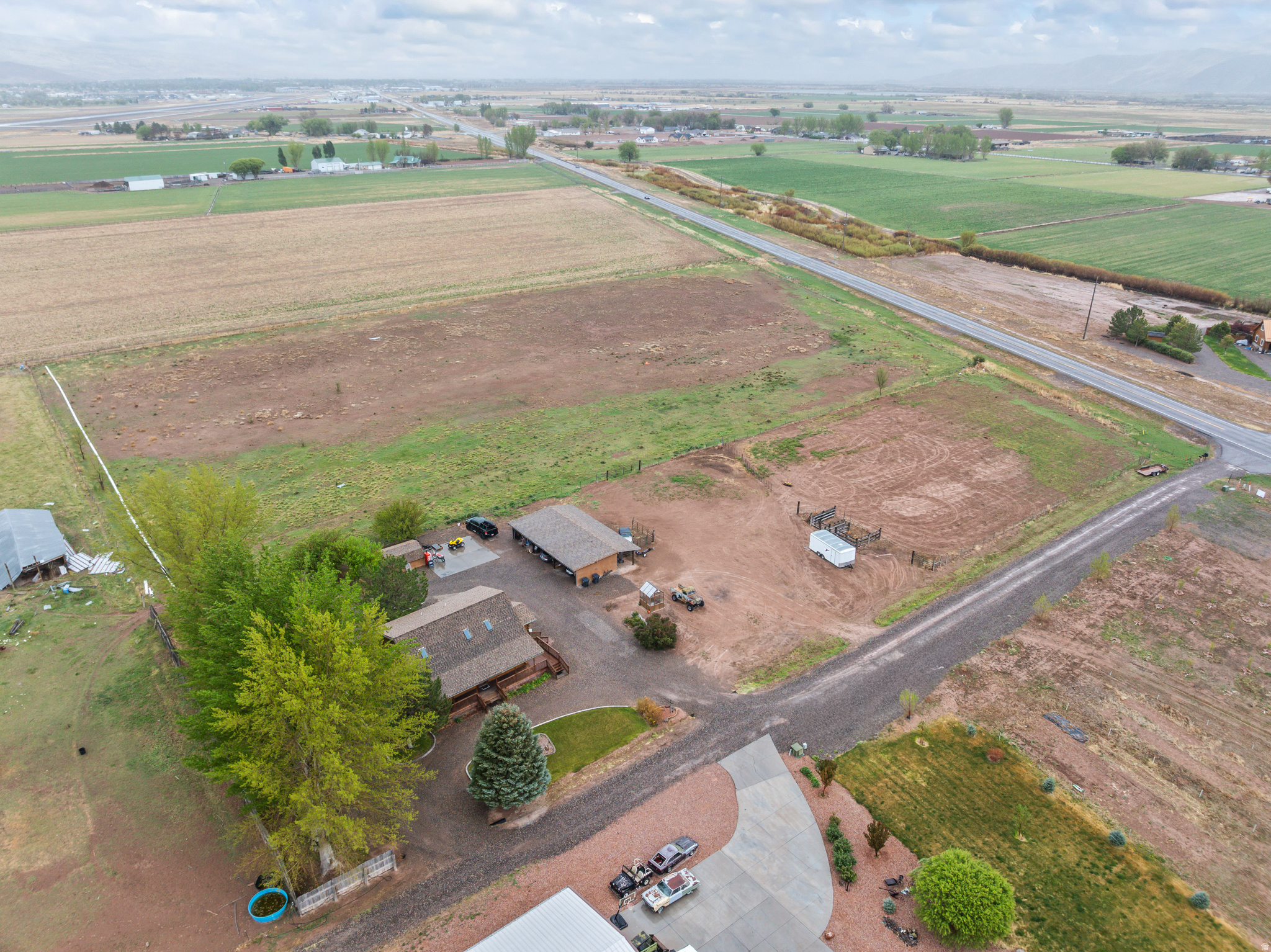 main property photo 64