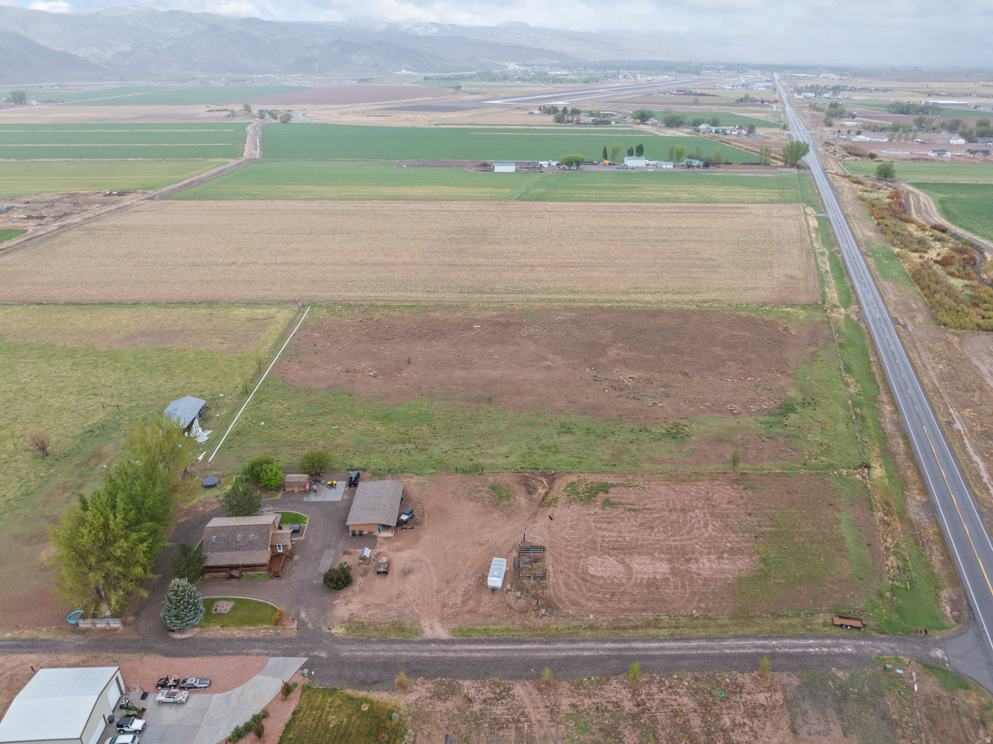 main property photo 65