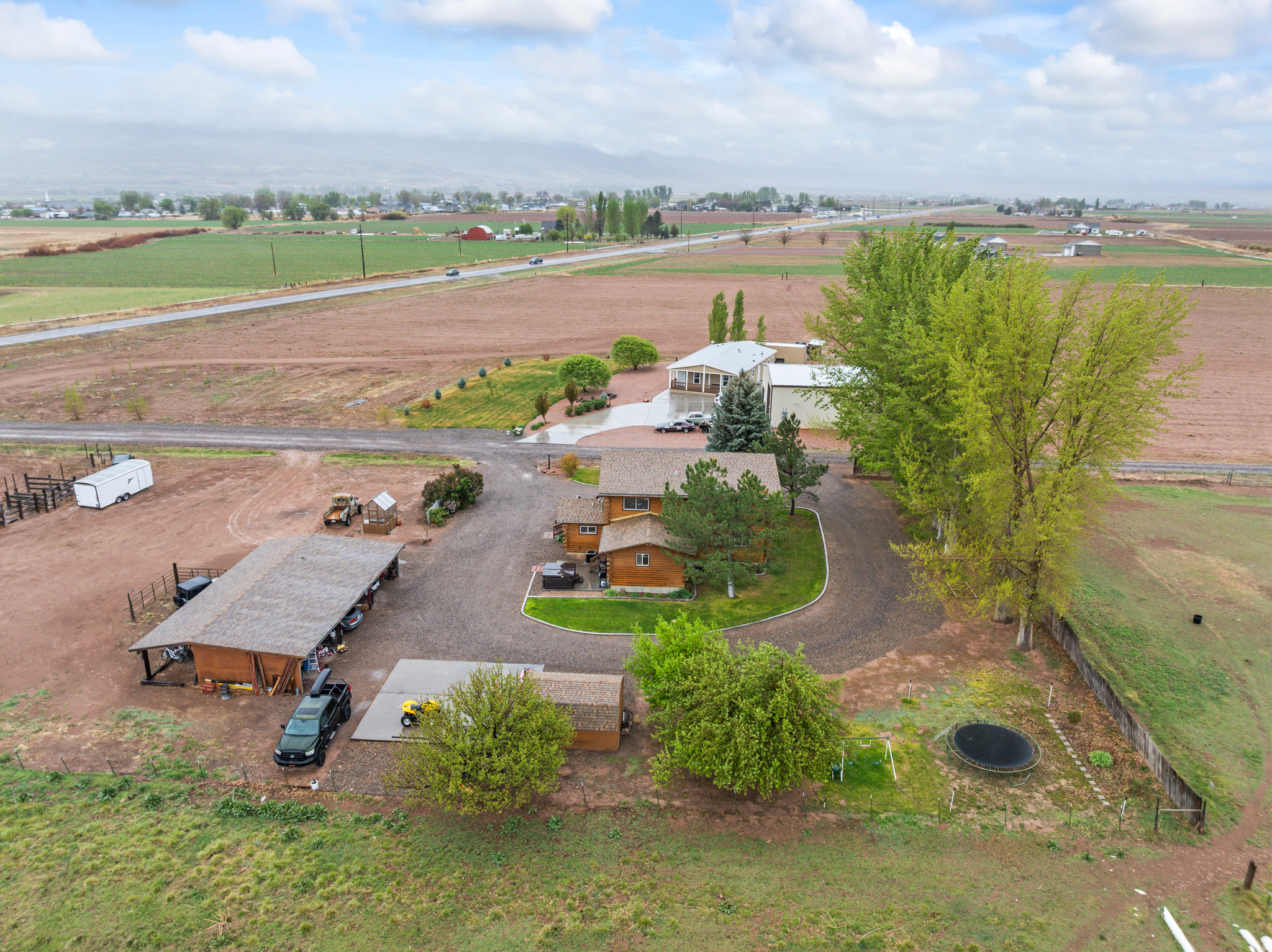 main property photo 73