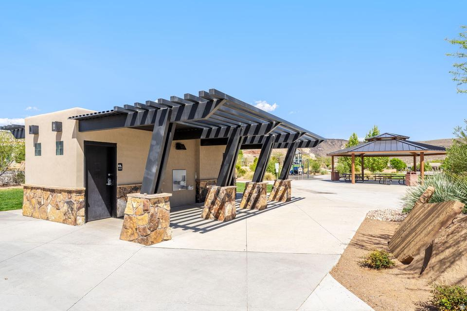 main property photo 71