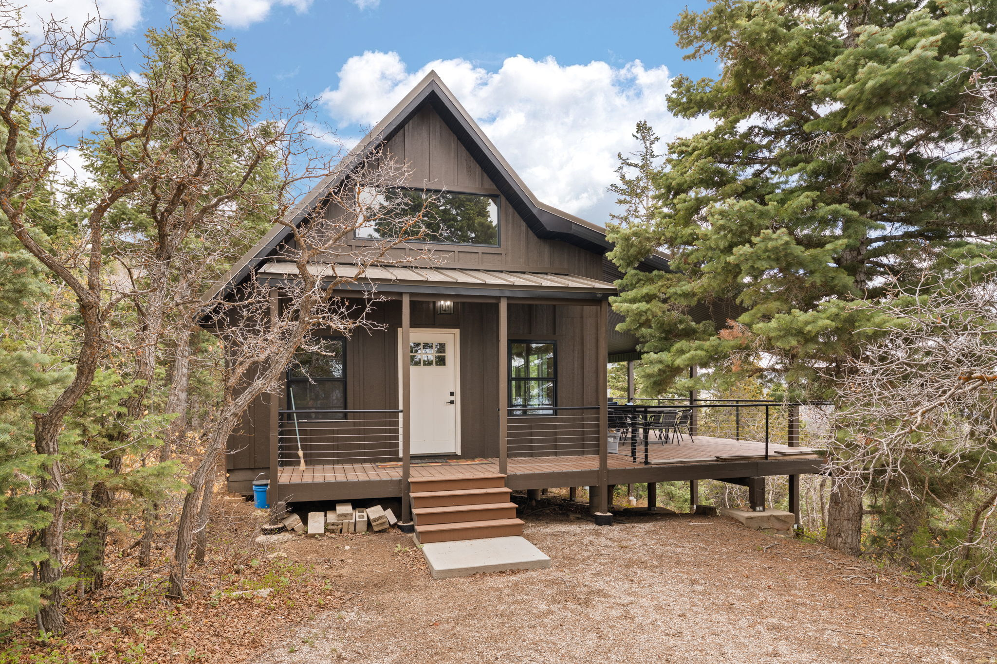 main property photo 0