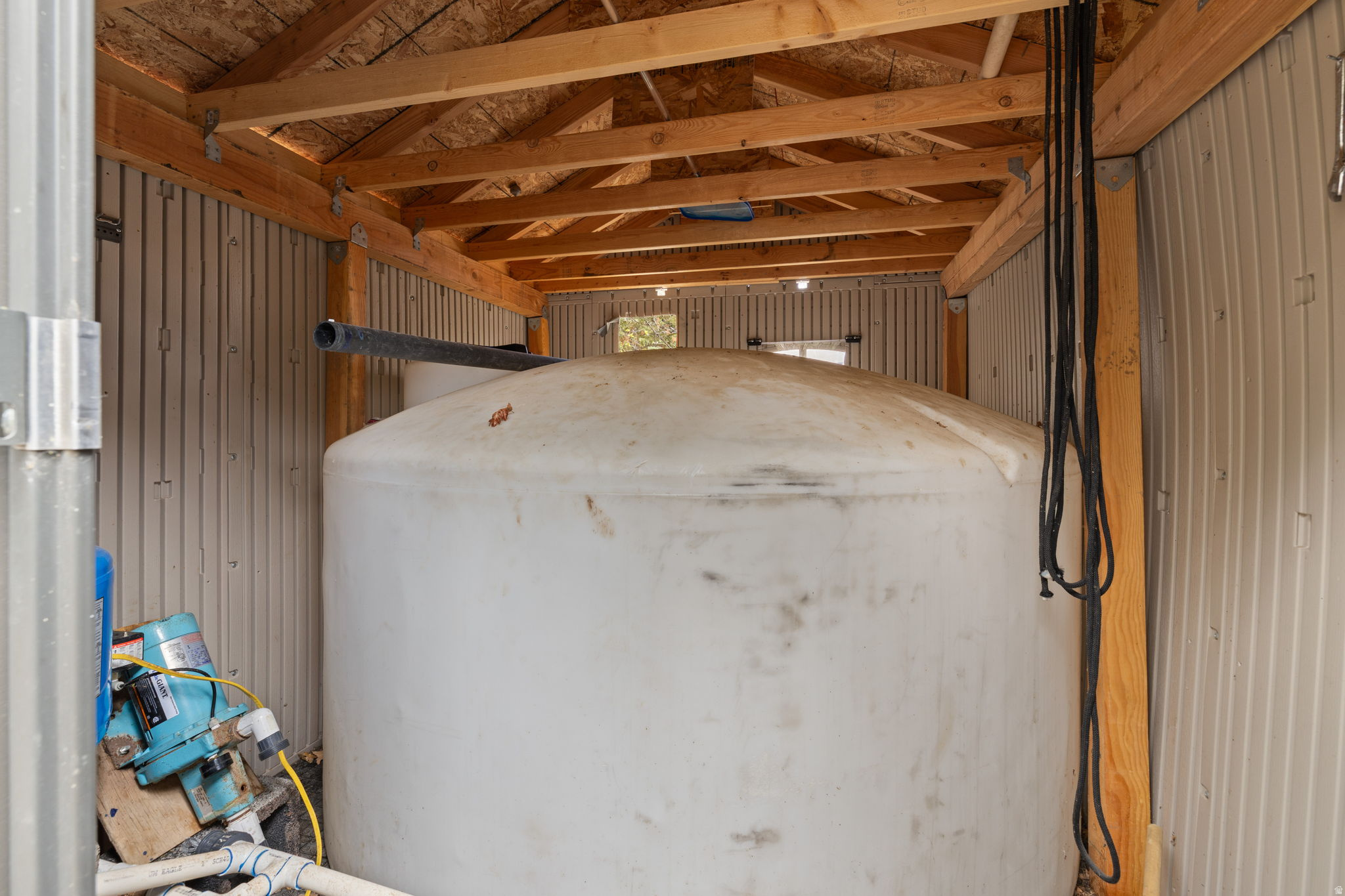 main property photo 59