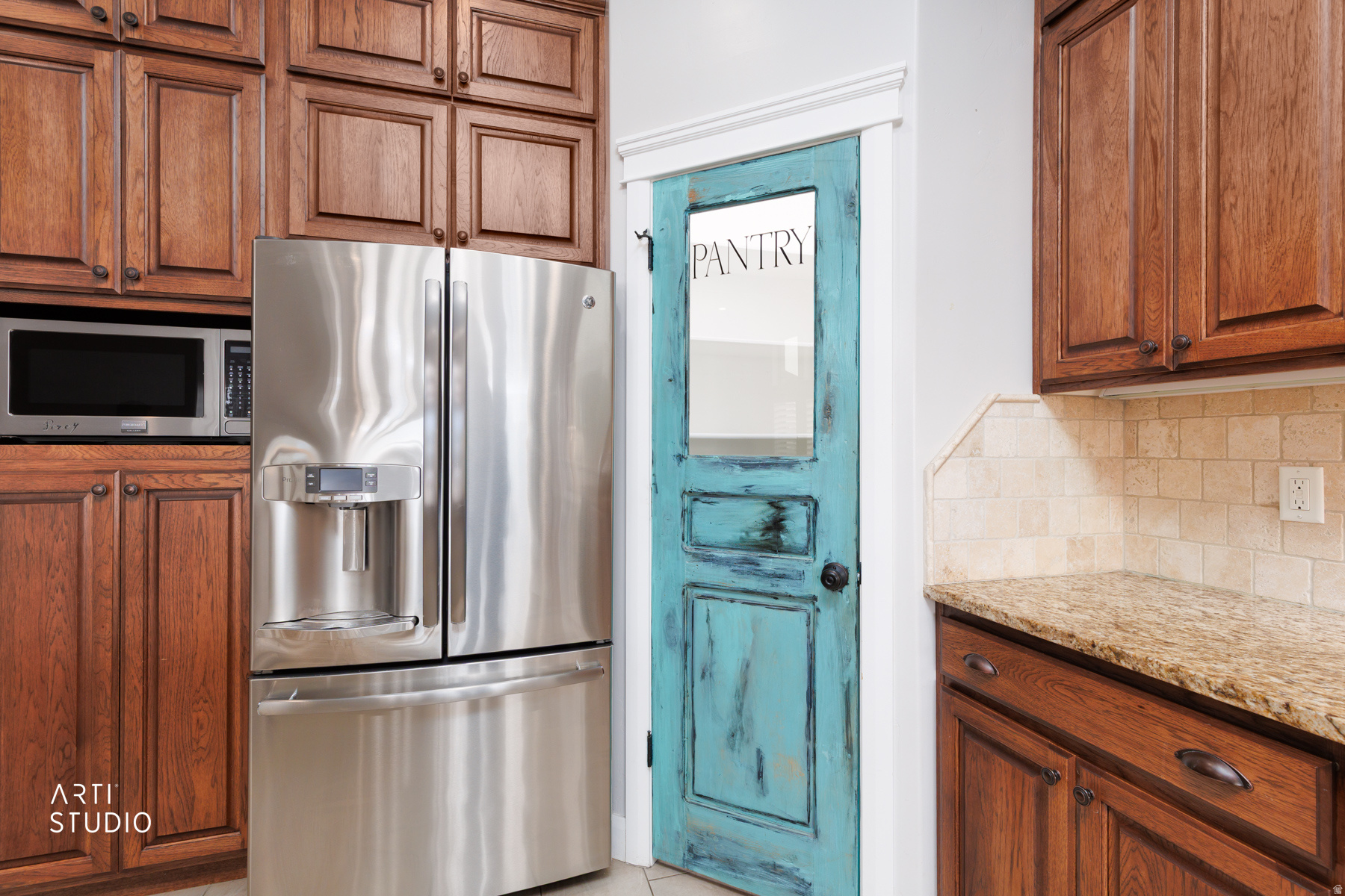 main property photo 15