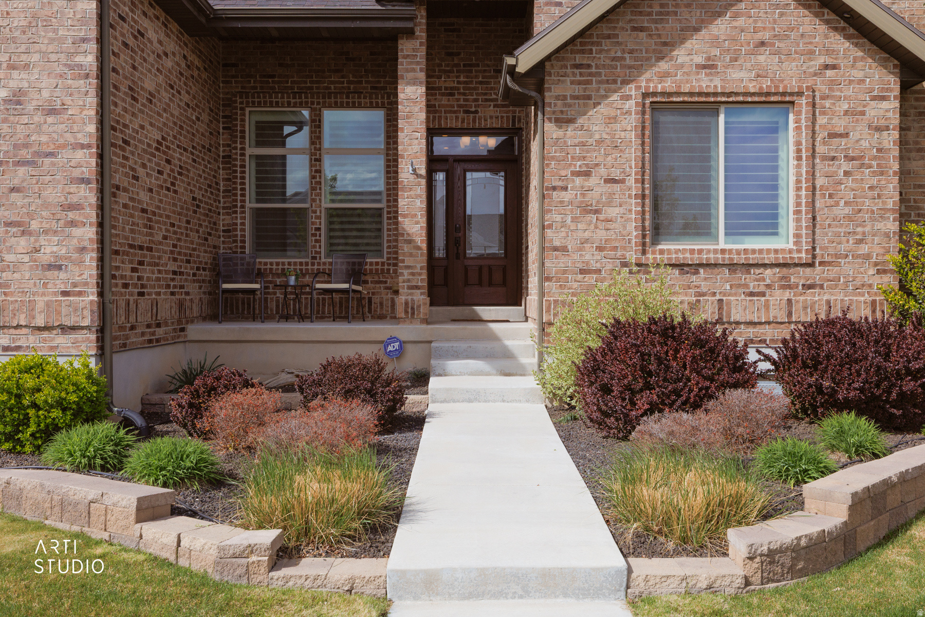 main property photo 2