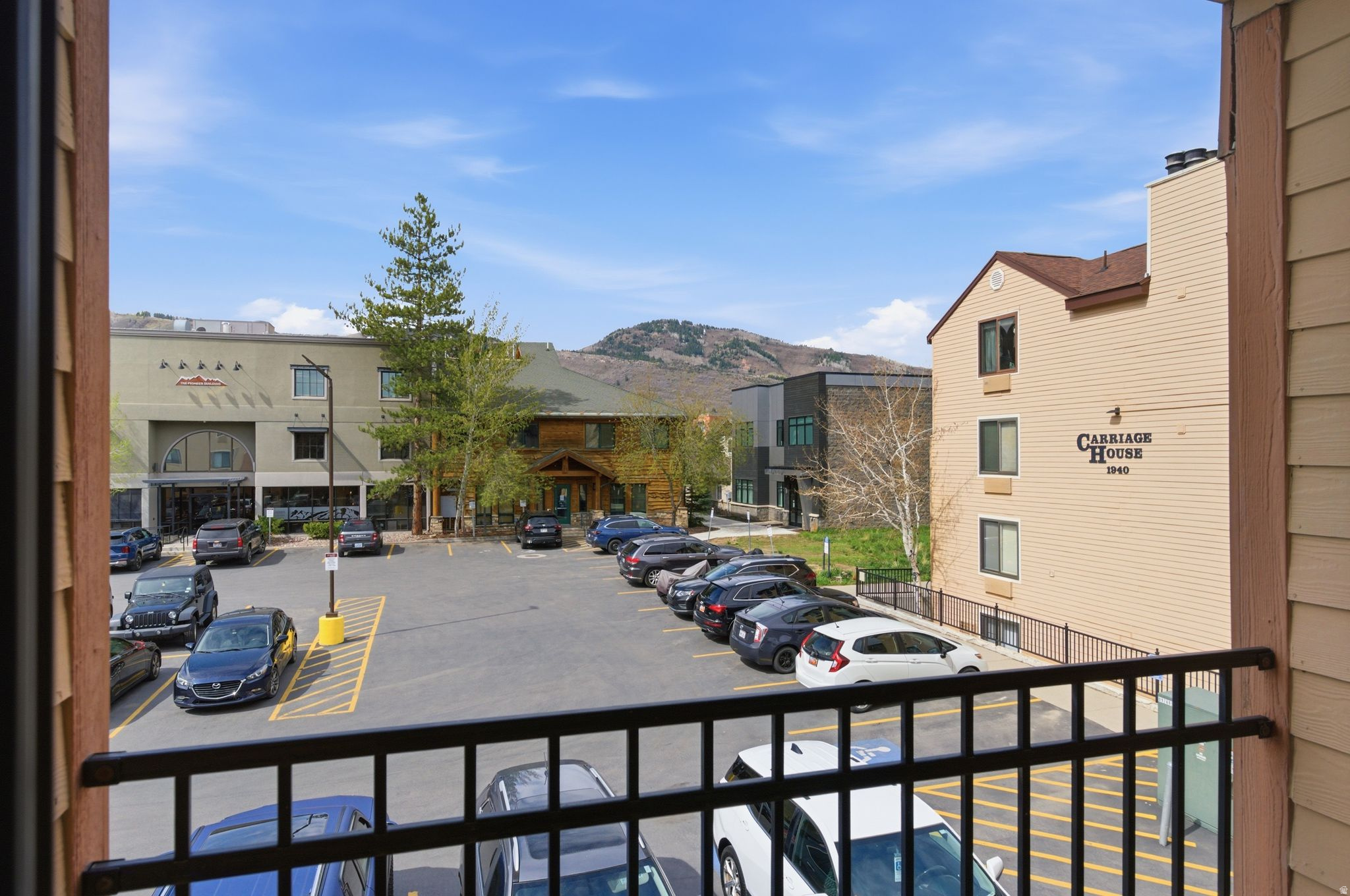 main property photo 11