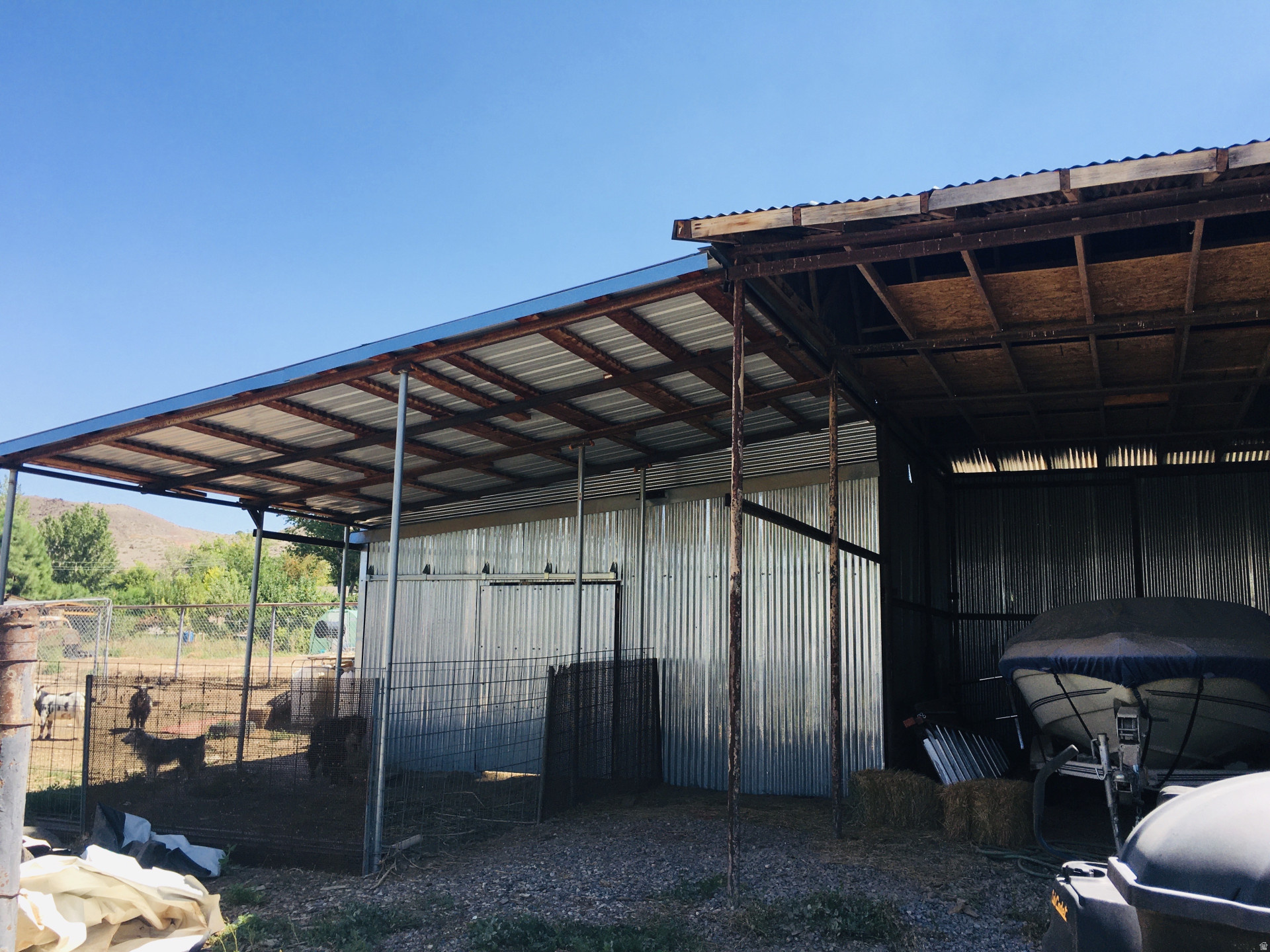 main property photo 50