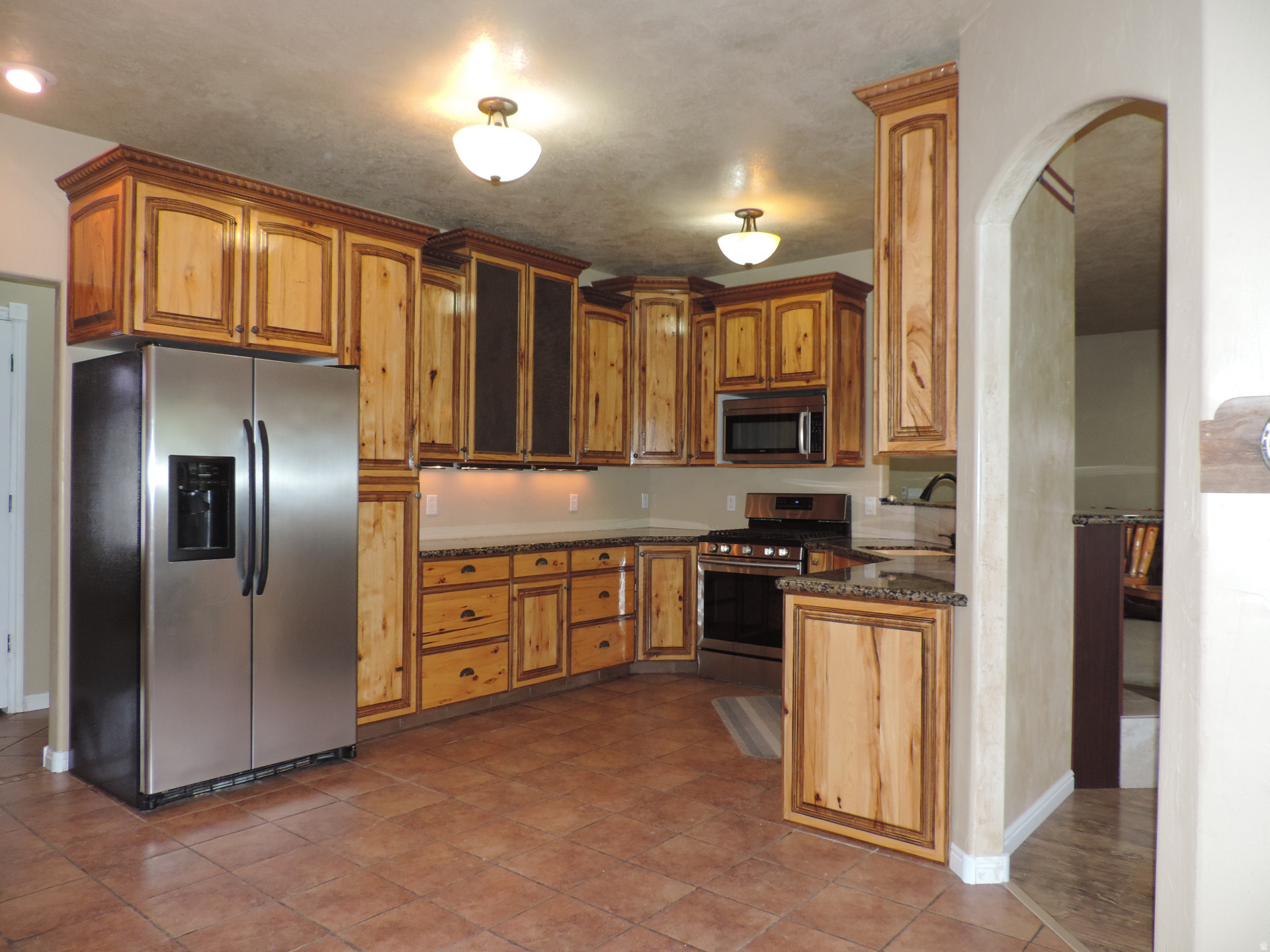 main property photo 7