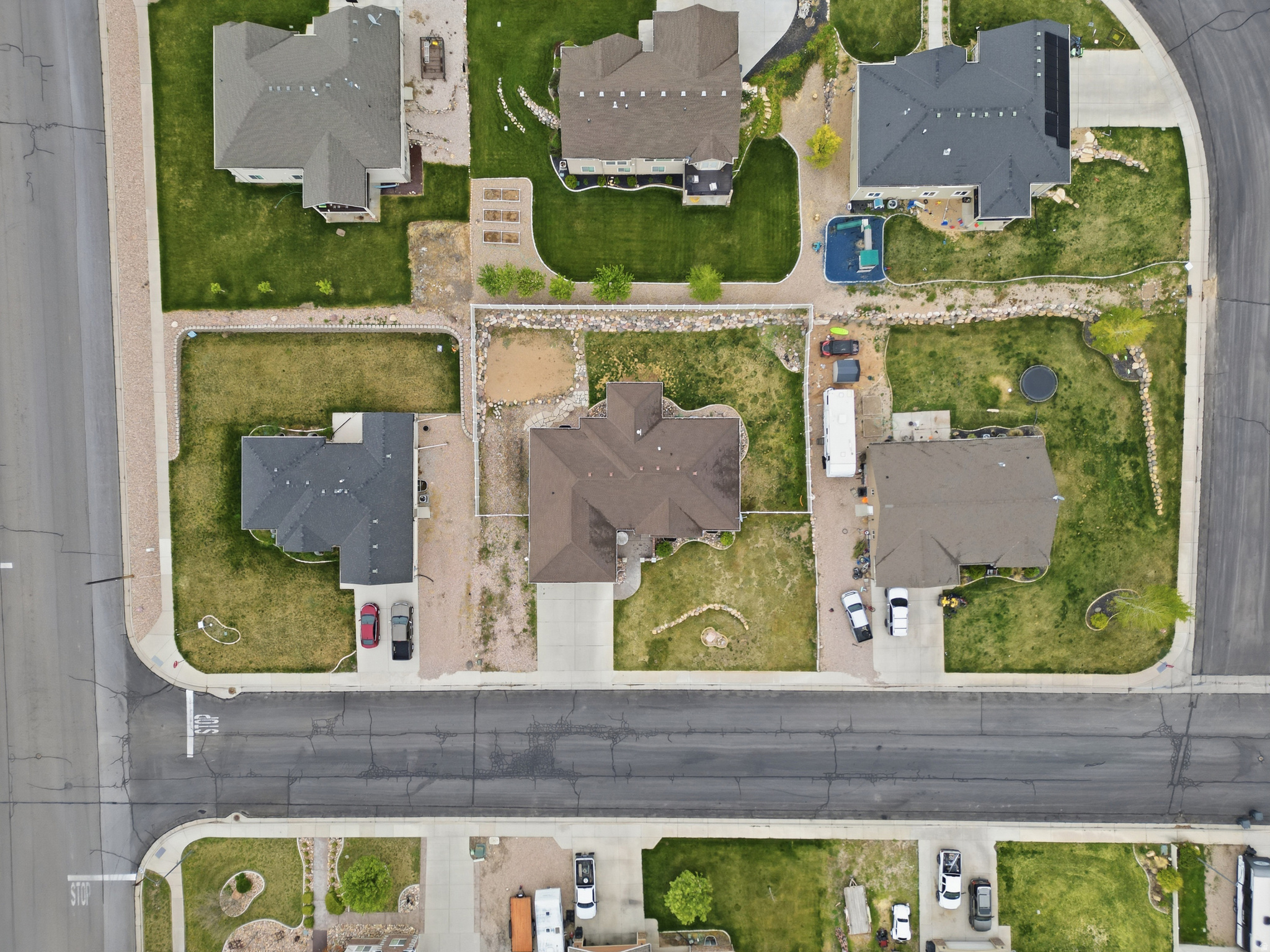 main property photo 25