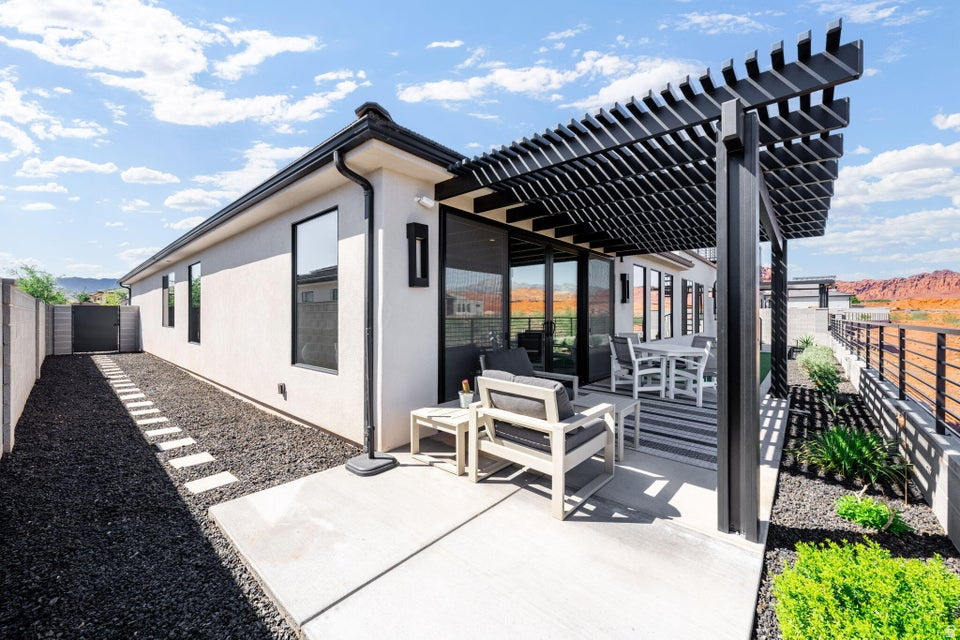 main property photo 59