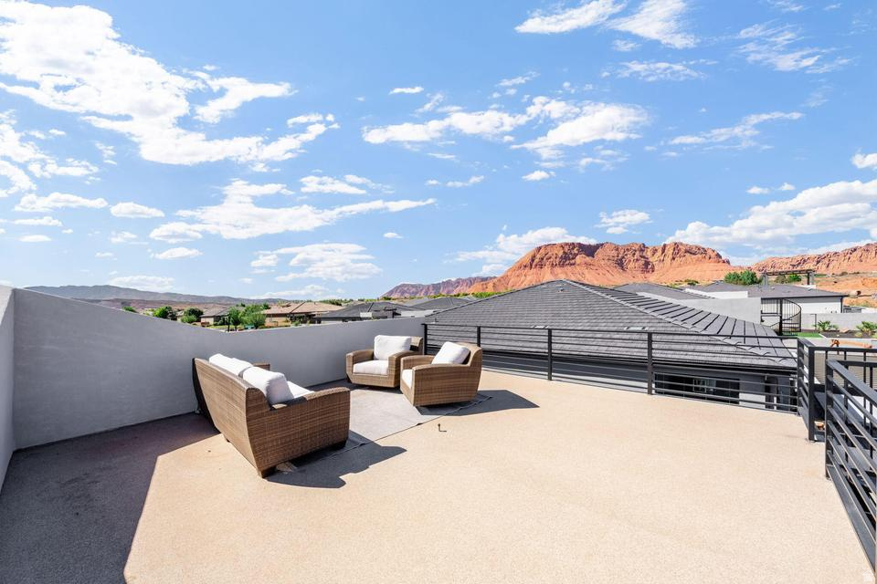 main property photo 67