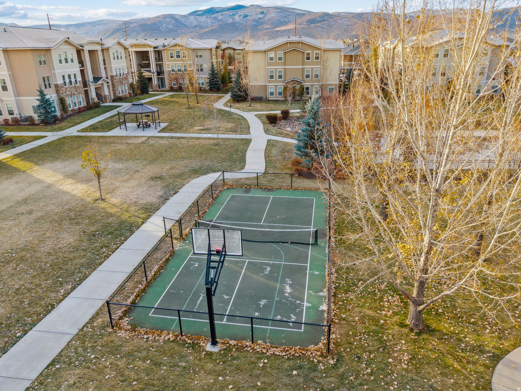 main property photo 24