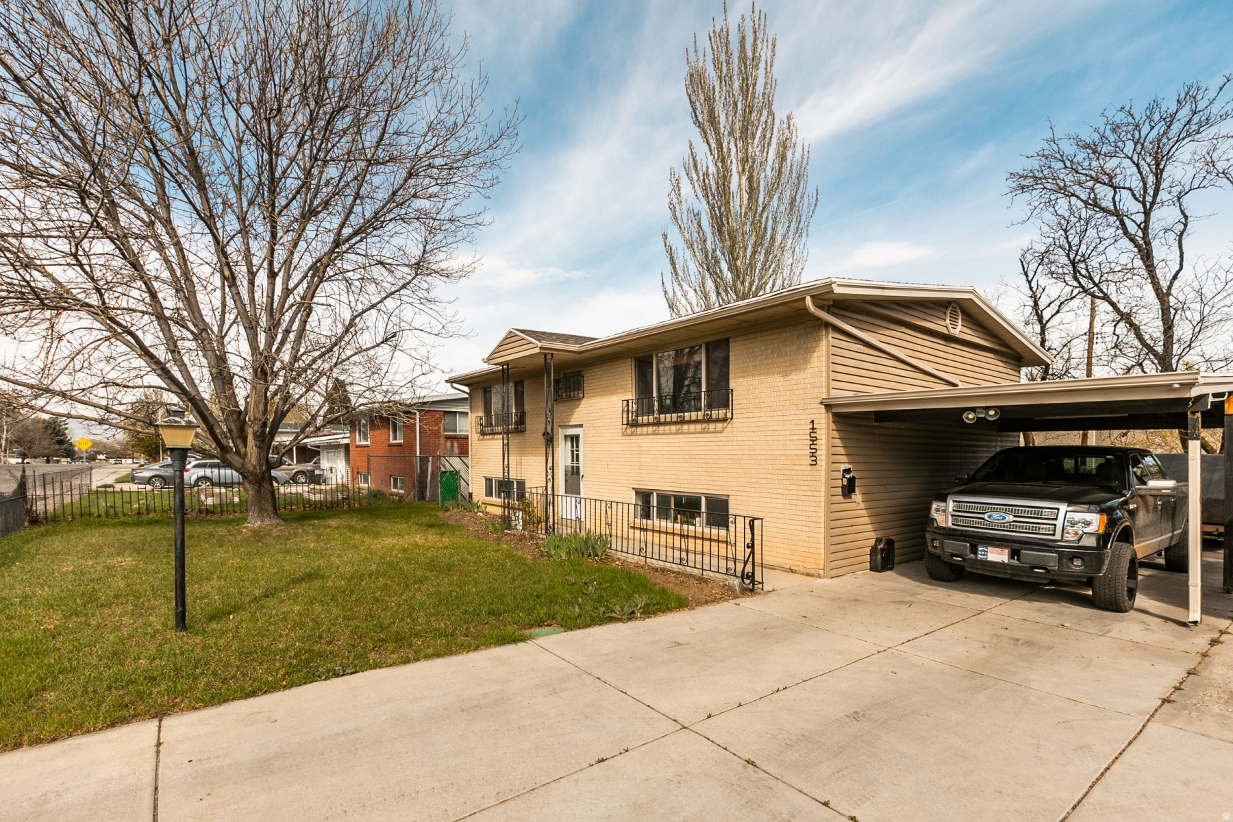 main property photo 4