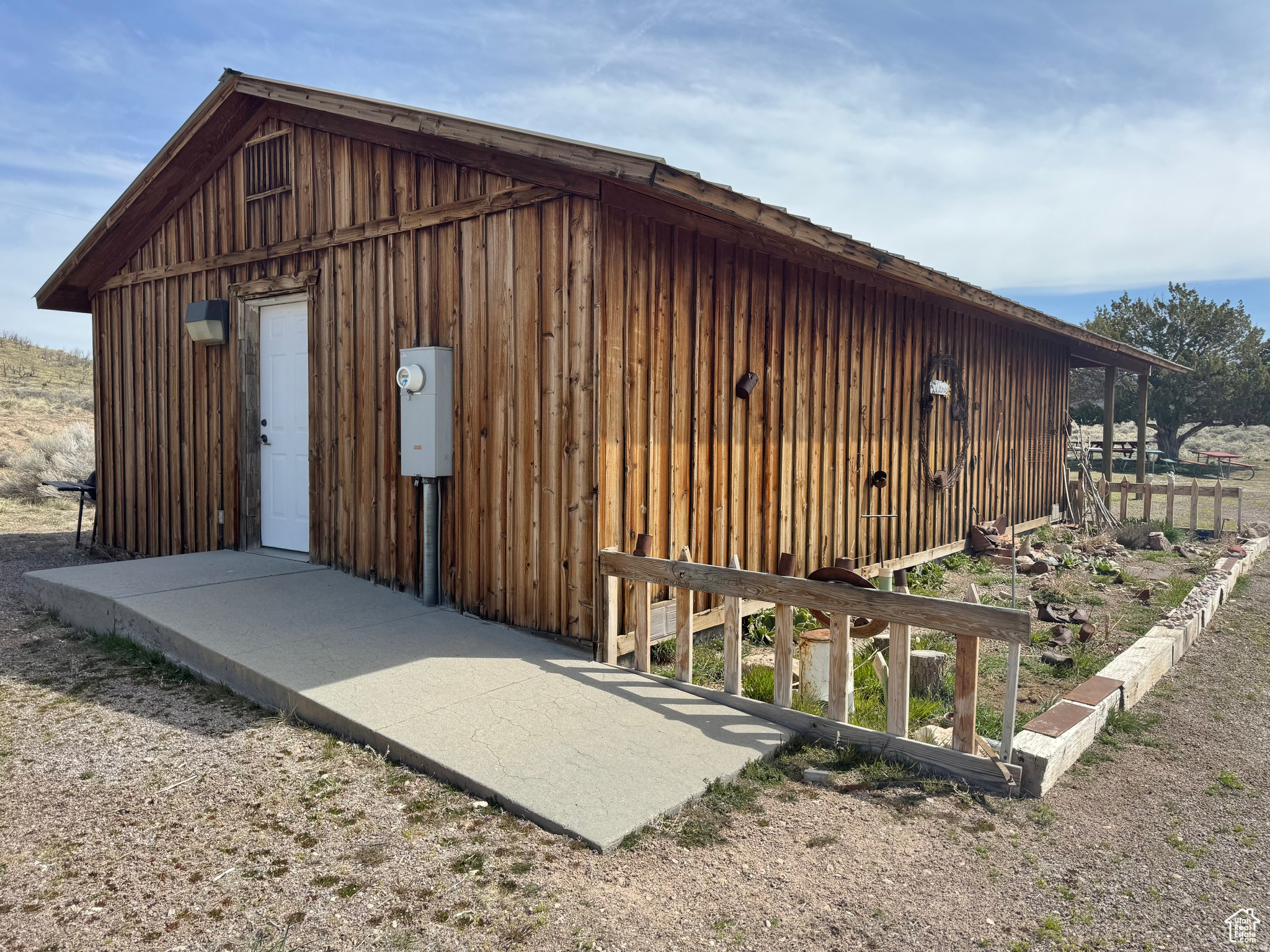 main property photo 24