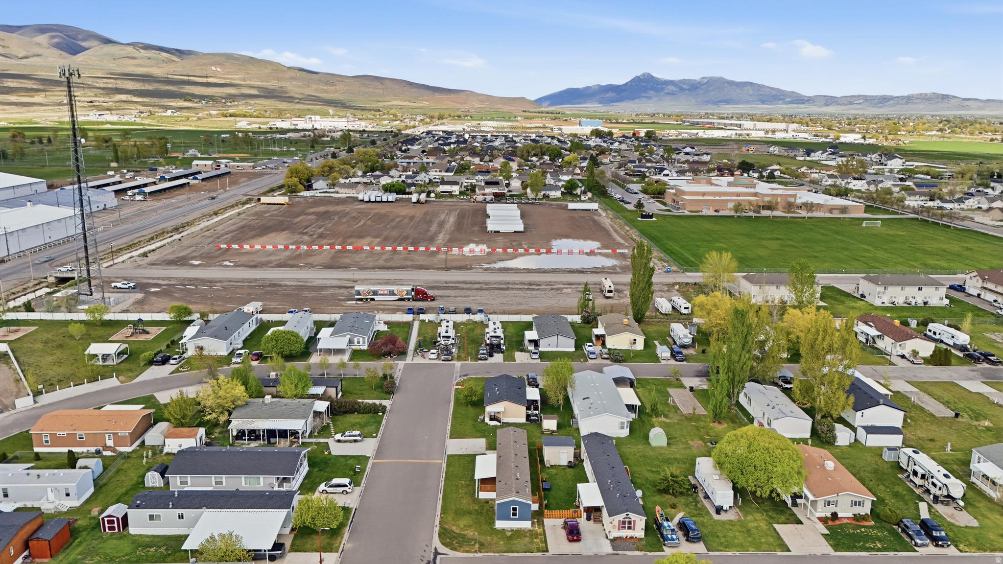 main property photo 4