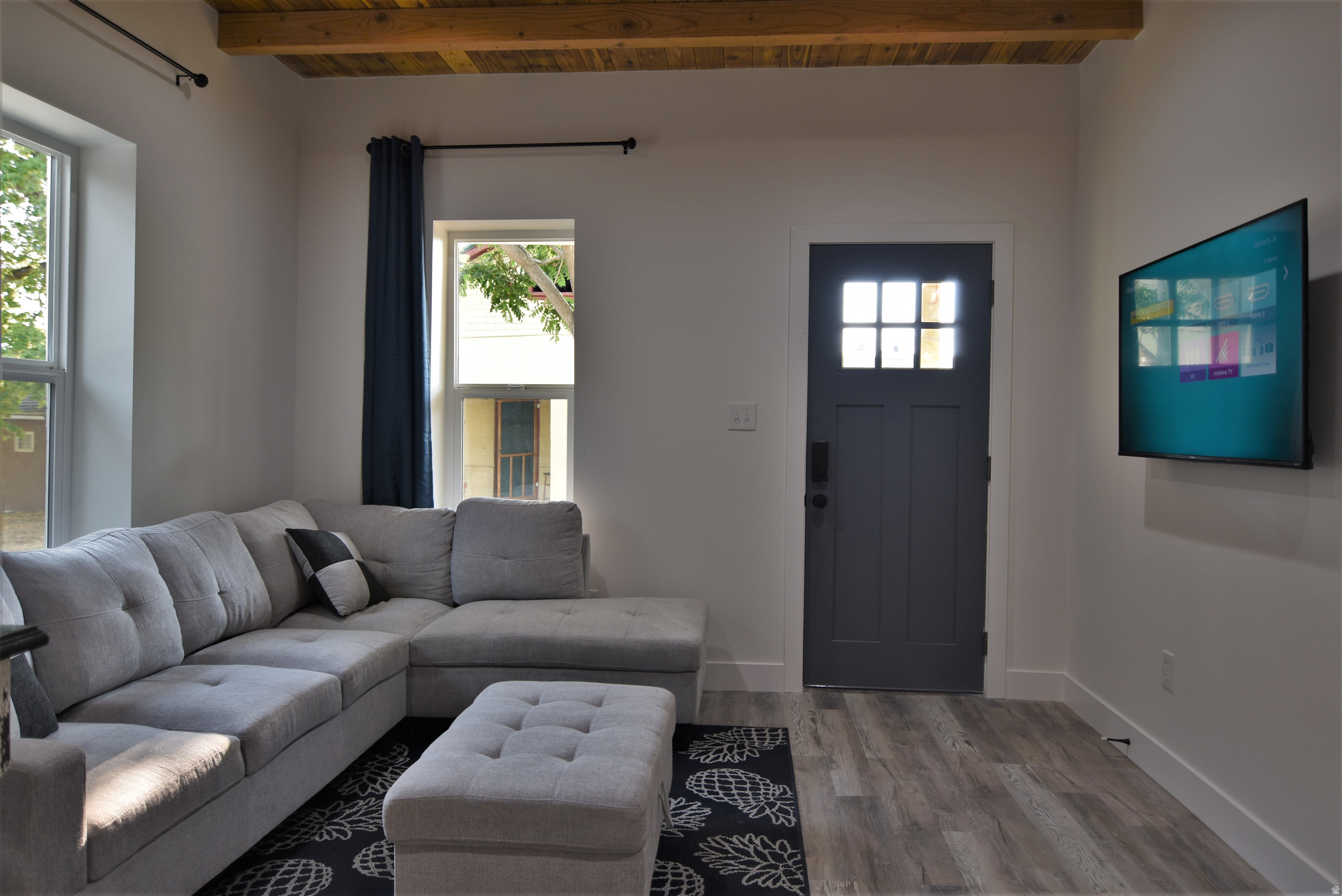 main property photo 7