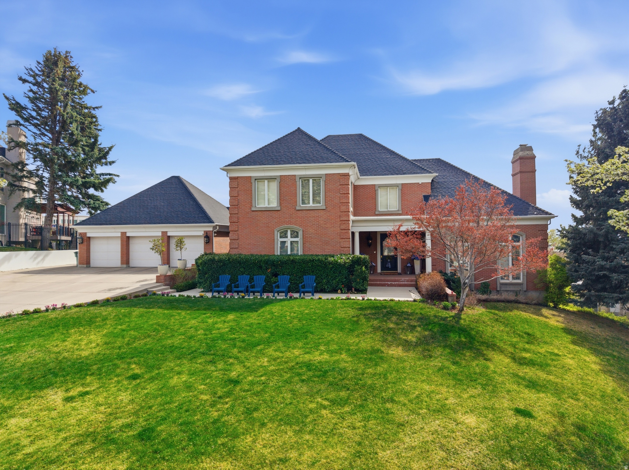 main property photo 3