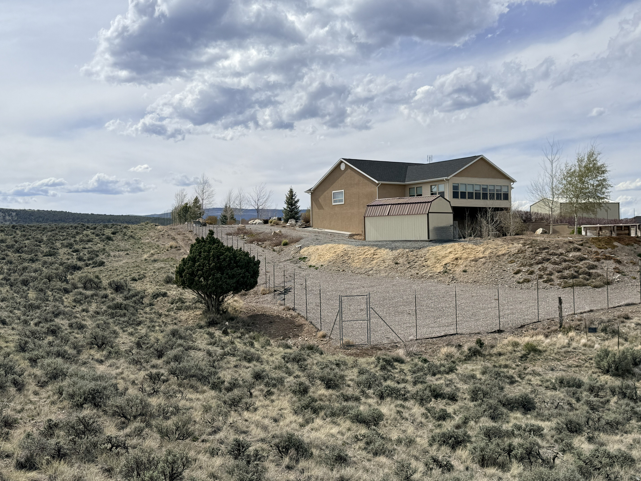 main property photo 14