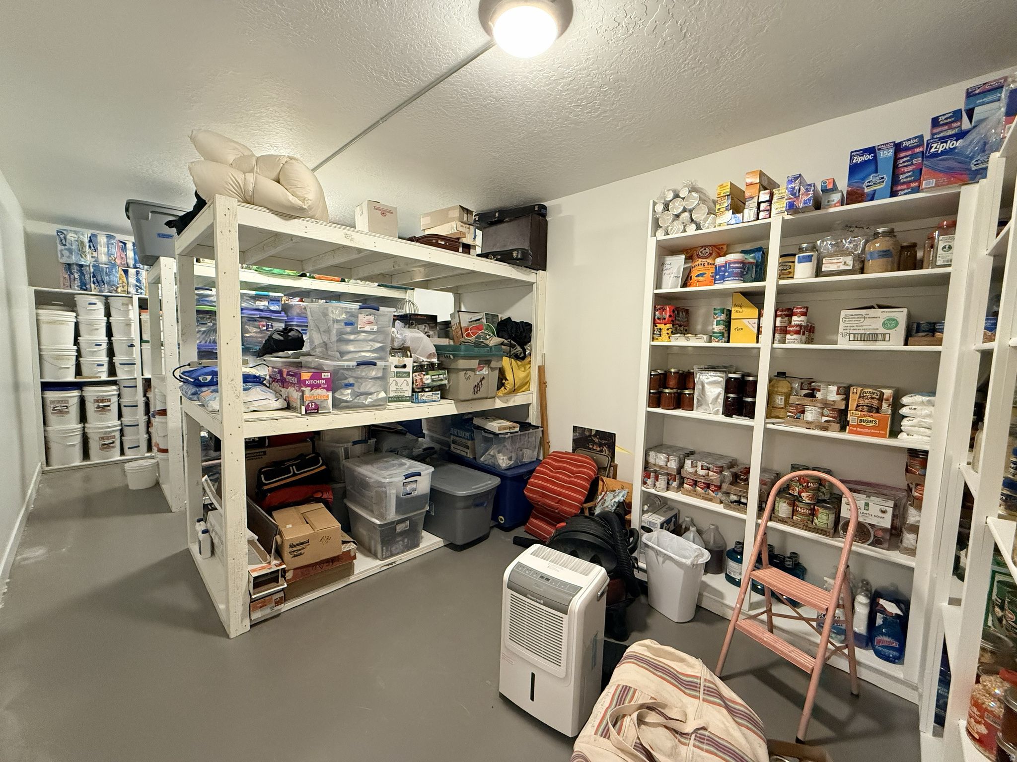 main property photo 47